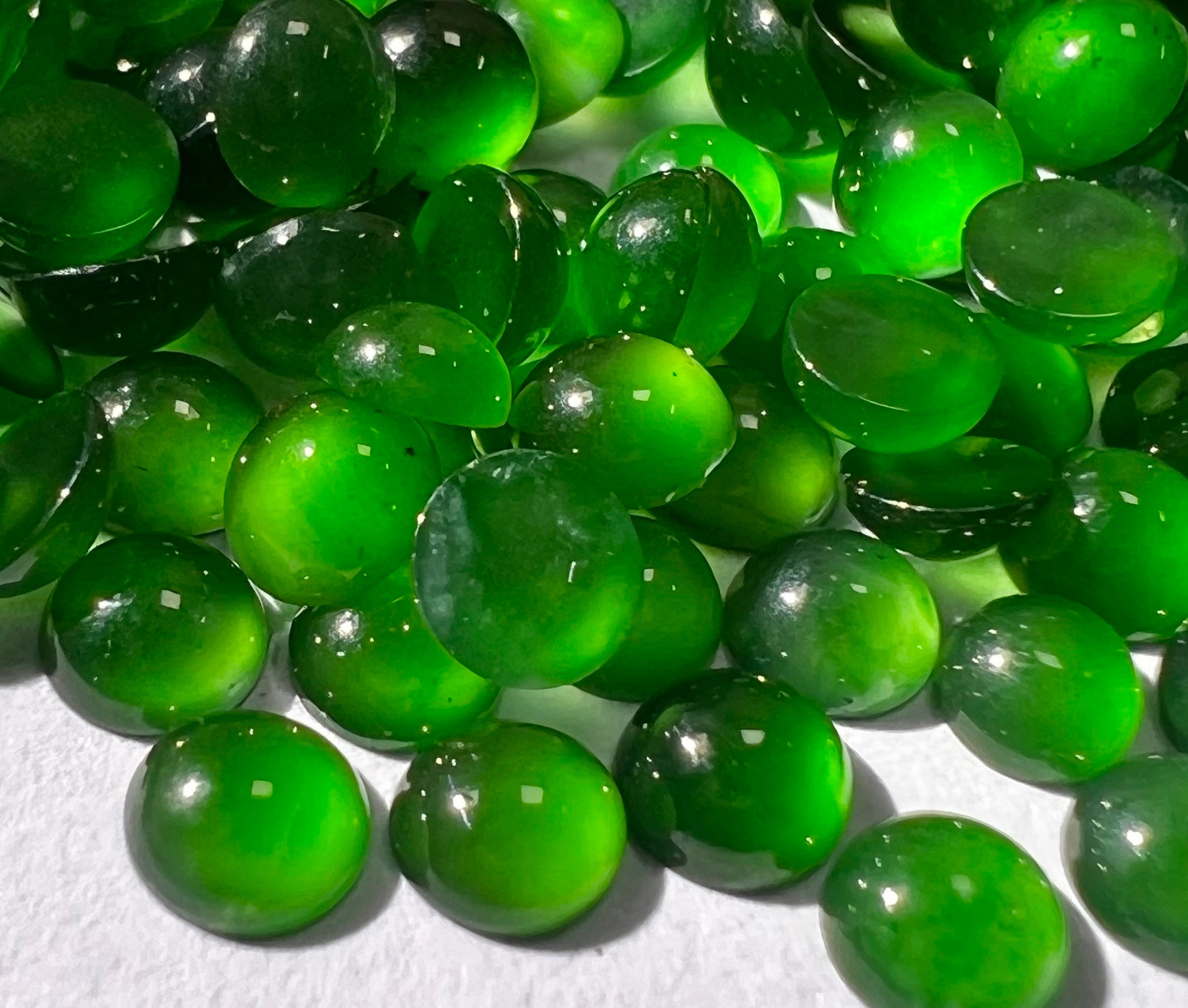 【9/28 22時販売】《限定5セット》グアテマラ産翡翠(ジェード)(鑑別書付)を必ず含む3石セット《15,000円相当》《複数購入割引有》