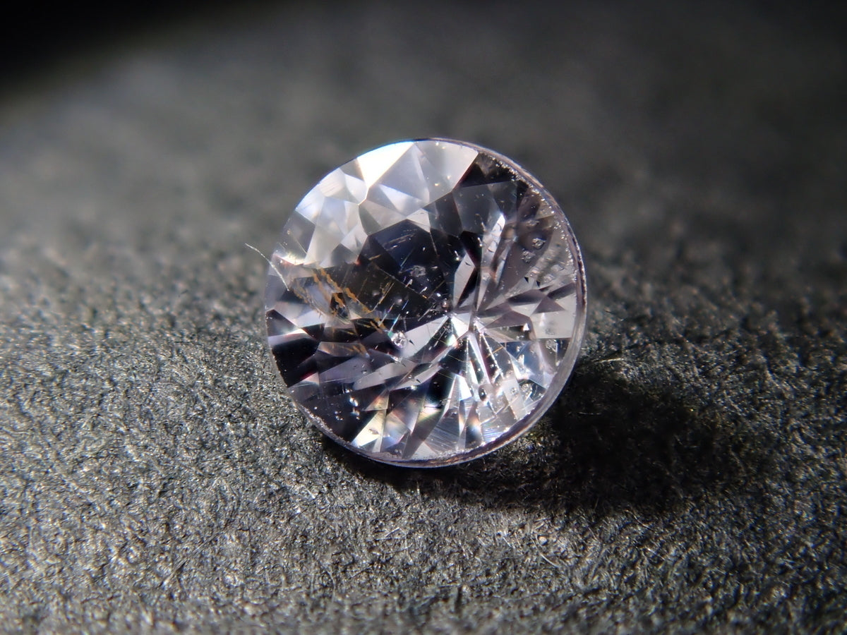 【抽選販売0409_03】ミャンマー産ターフェアイト 2.8mm/0.114ctルース 鑑別書