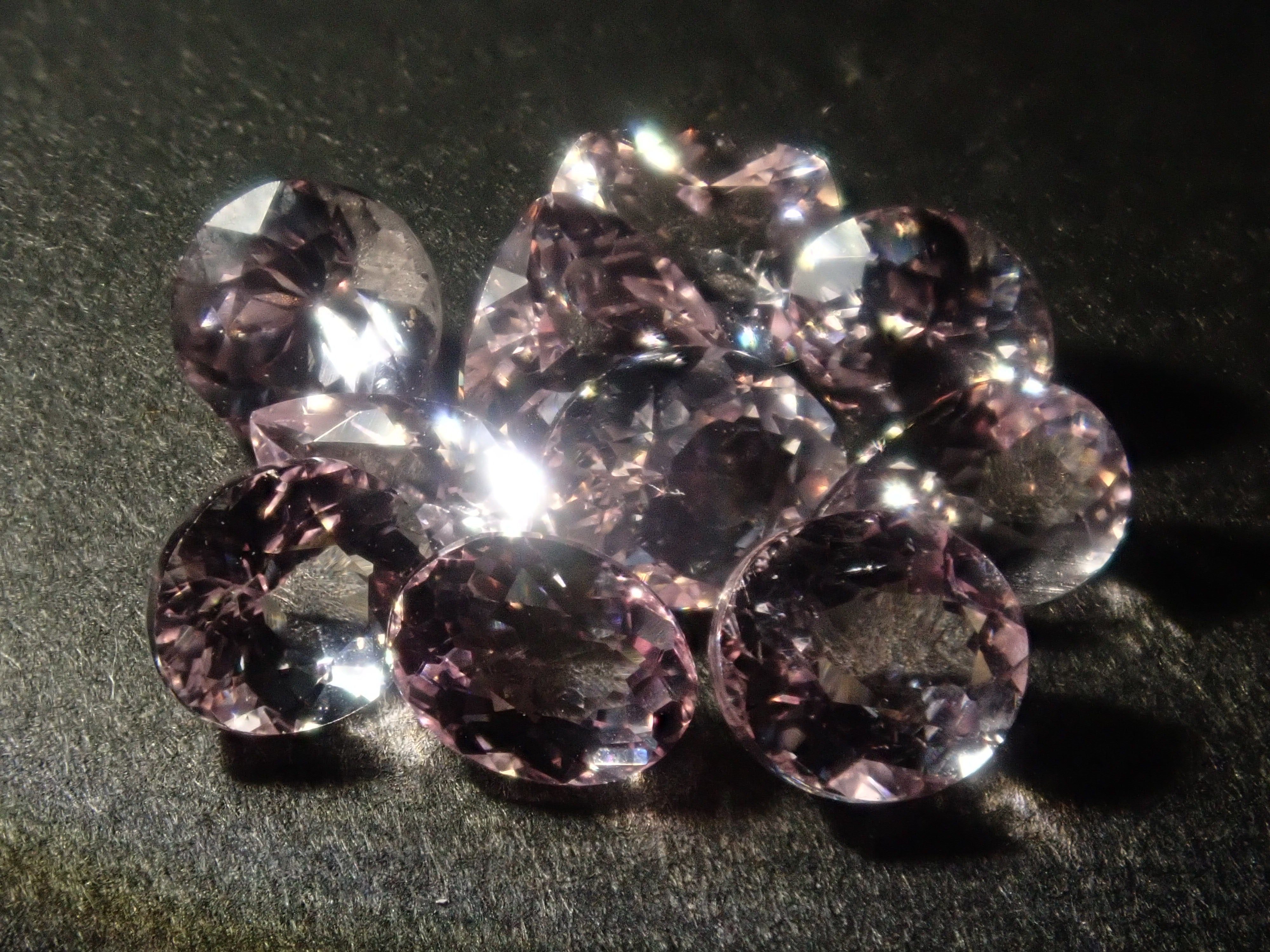 【2/14 22時販売】《限定10石》綺麗なピンク色のブラジル産モルガナイト1石ルース《複数購入割引有》