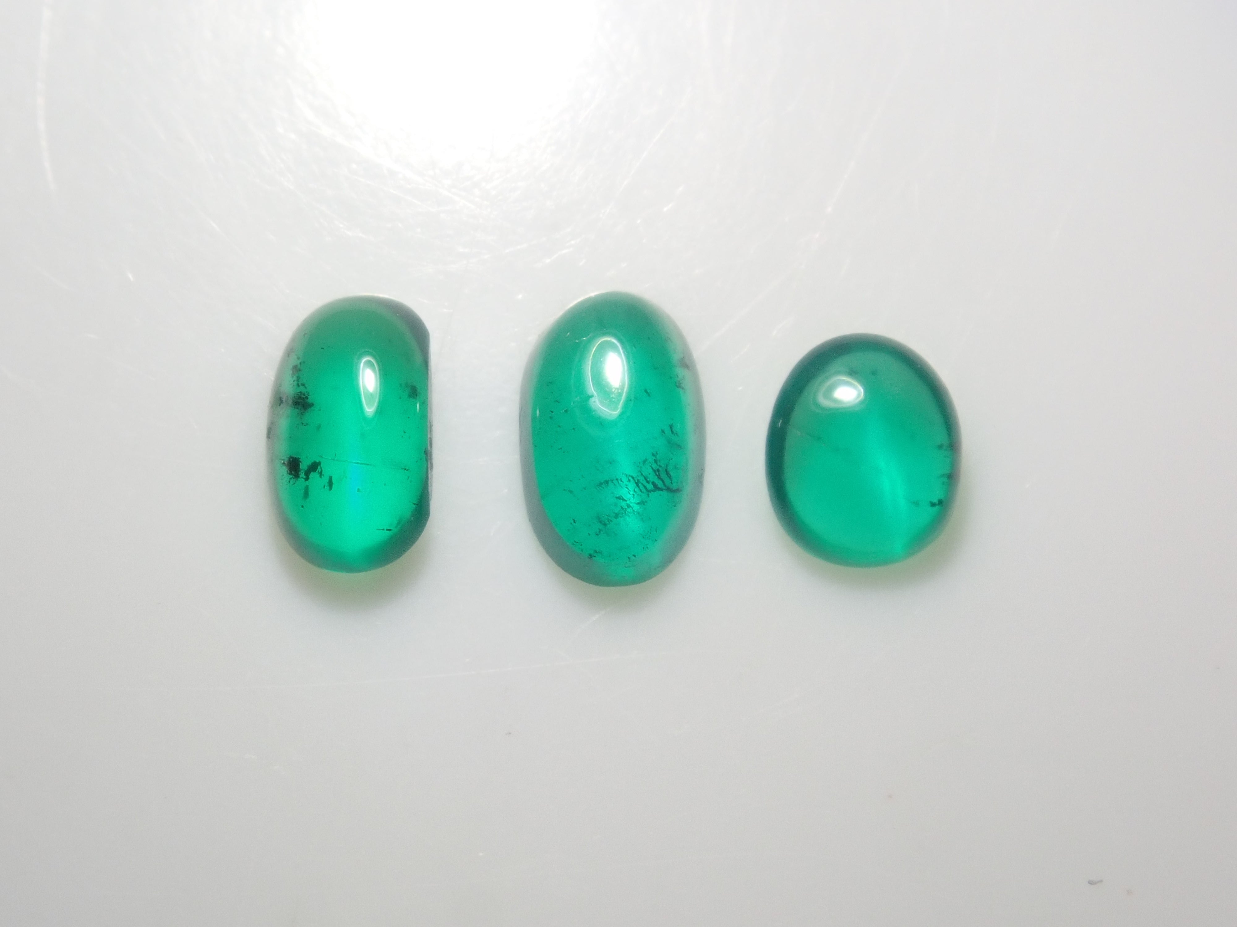 【2/7 22時販売】《限定16石》ロシア産ノンオイルエメラルド等含む💎エメラルドガチャ(エメラルドキャッツアイや特殊カット含む)《複数購入割引有》