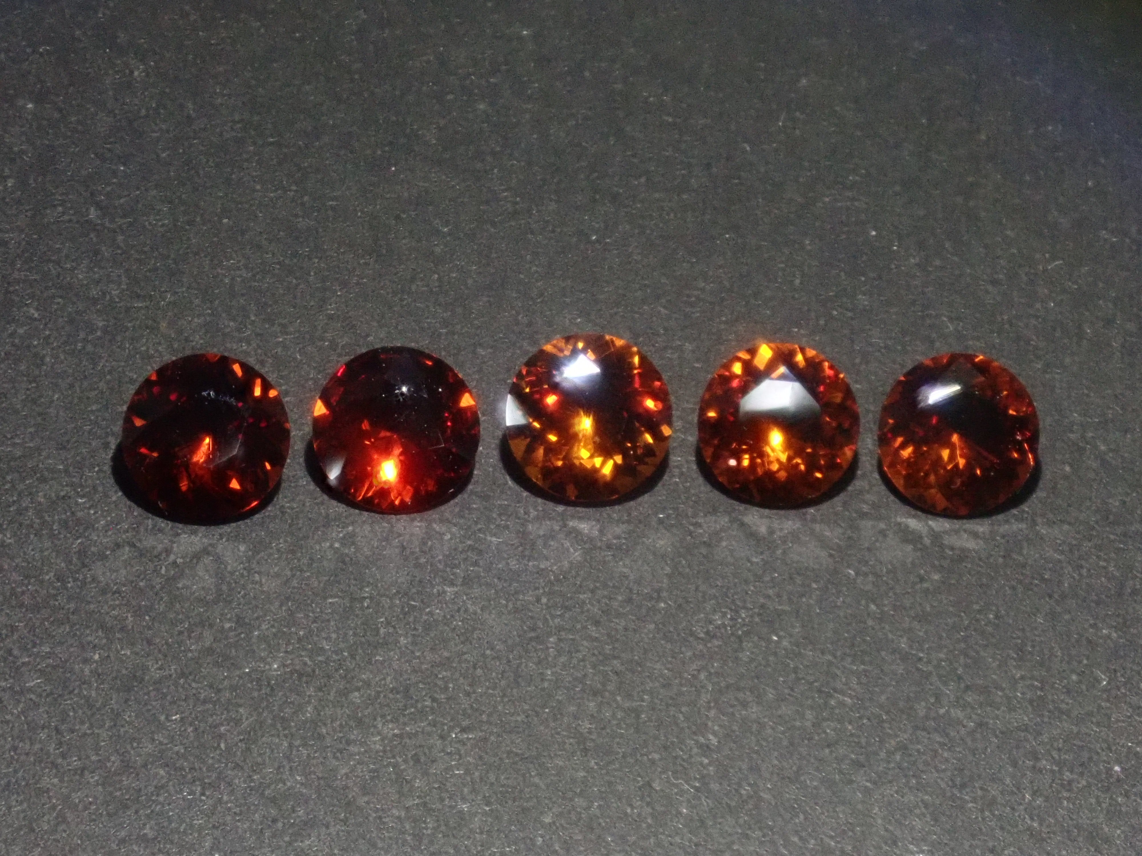 【2/21 22時販売】《限定9石》通常29,800円の甲州貴石切子plus threeを含むシトリンガチャ《複数購入割引有》