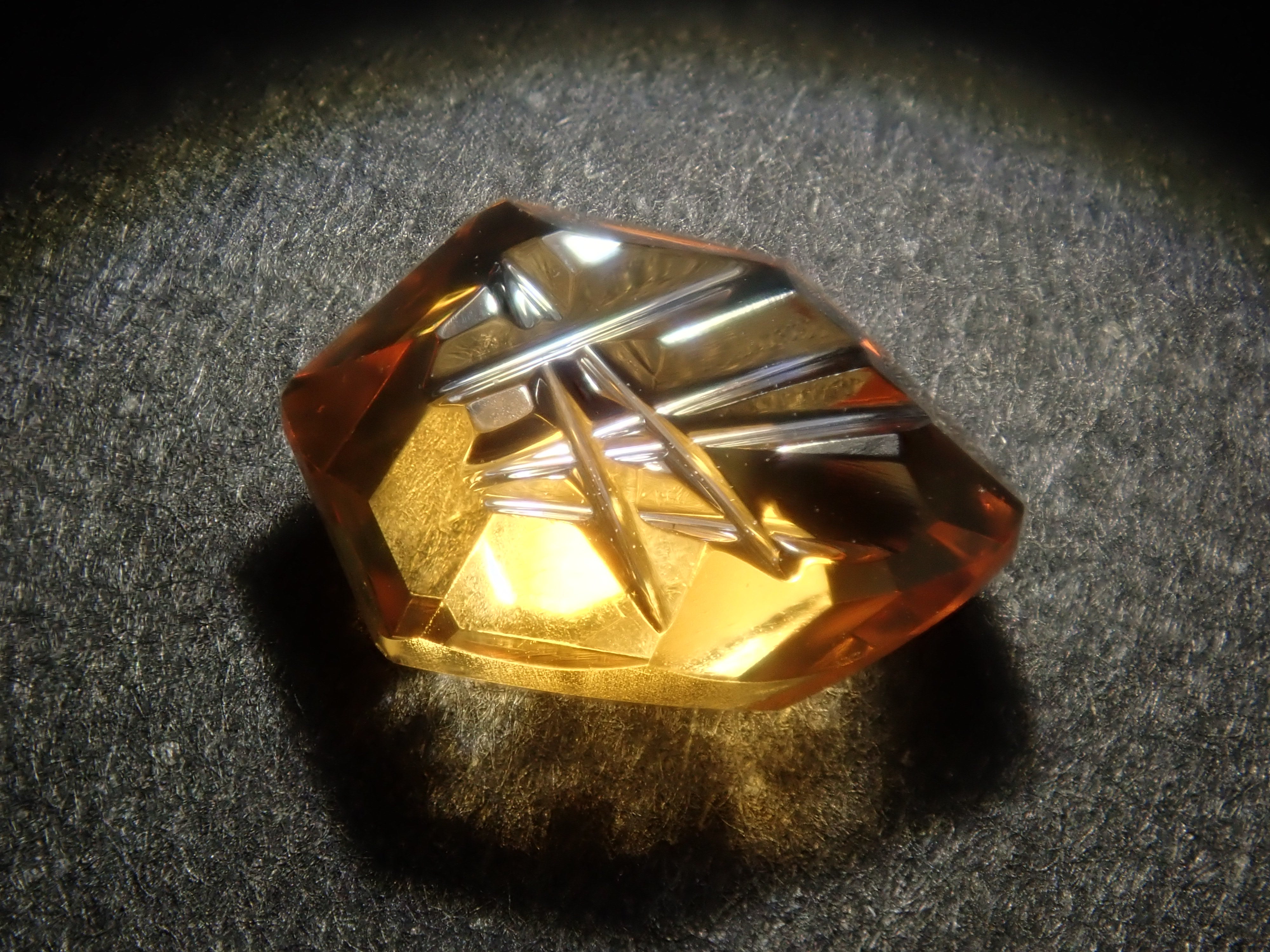 【2/21 22時販売】《限定9石》通常29,800円の甲州貴石切子plus threeを含むシトリンガチャ《複数購入割引有》