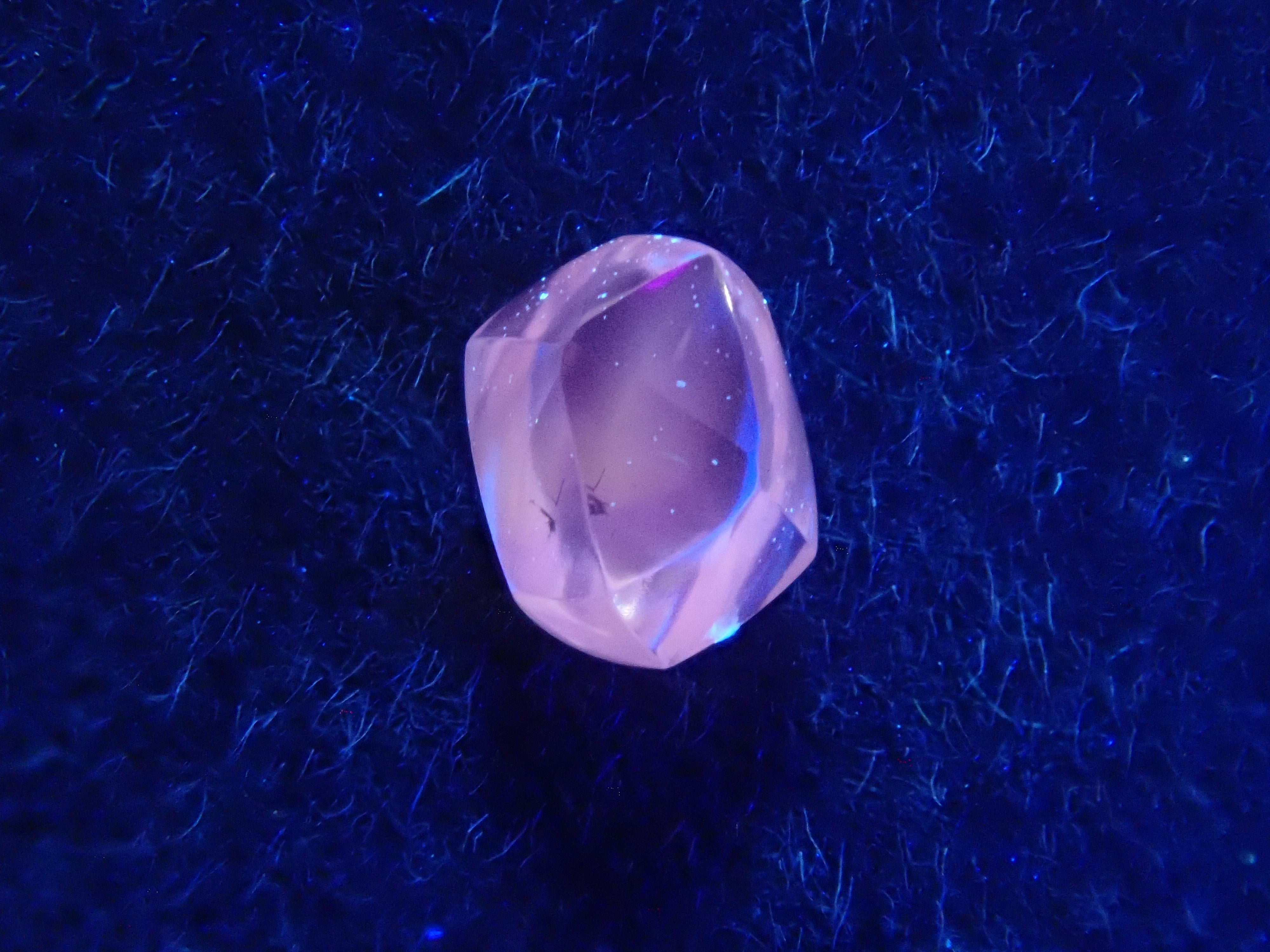 【2/11 22時販売】ダイヤモンド原石(メイカブル) 0.284ct原石