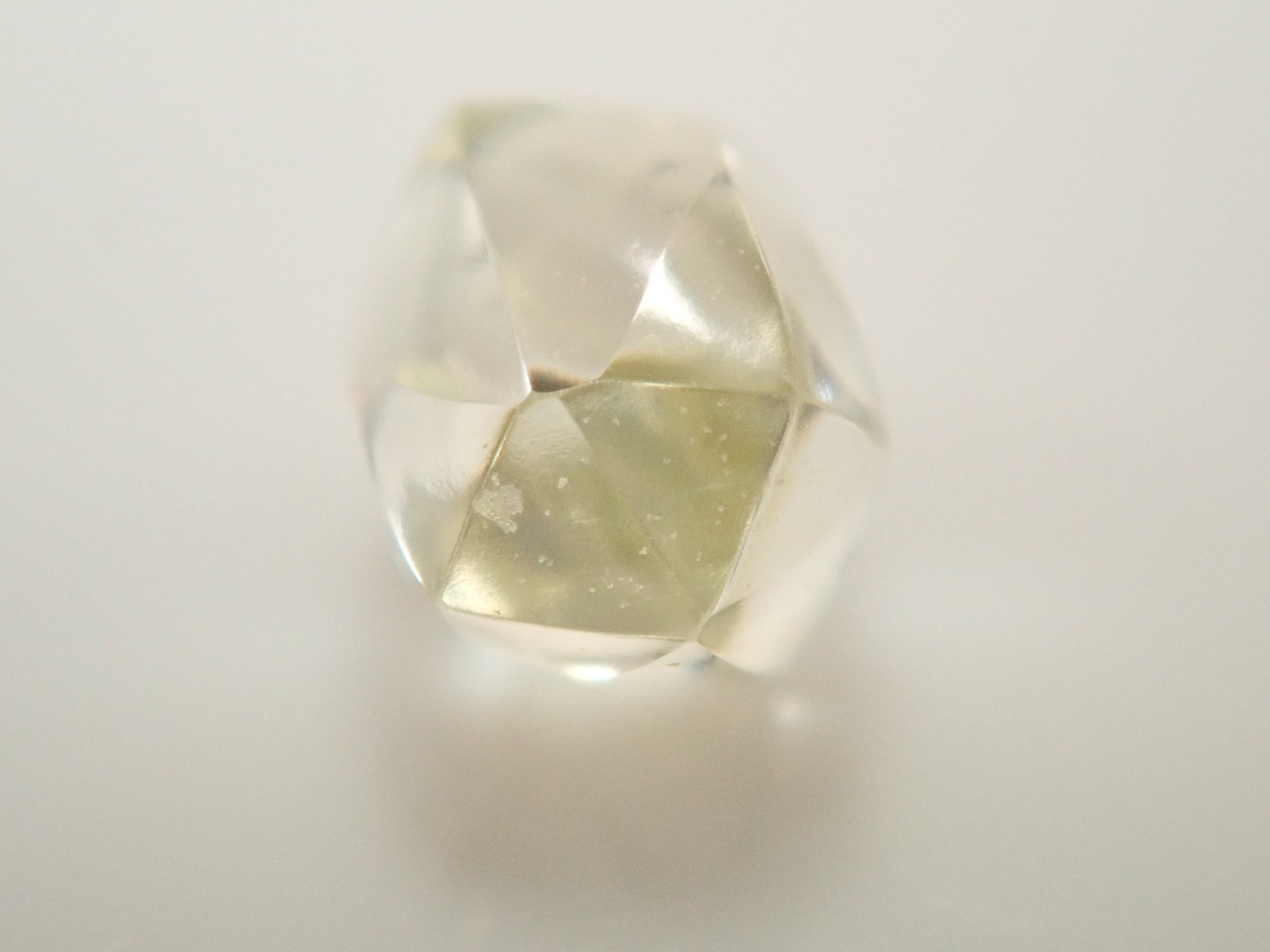 【2/11 22時販売】ダイヤモンド原石(メイカブル) 0.284ct原石