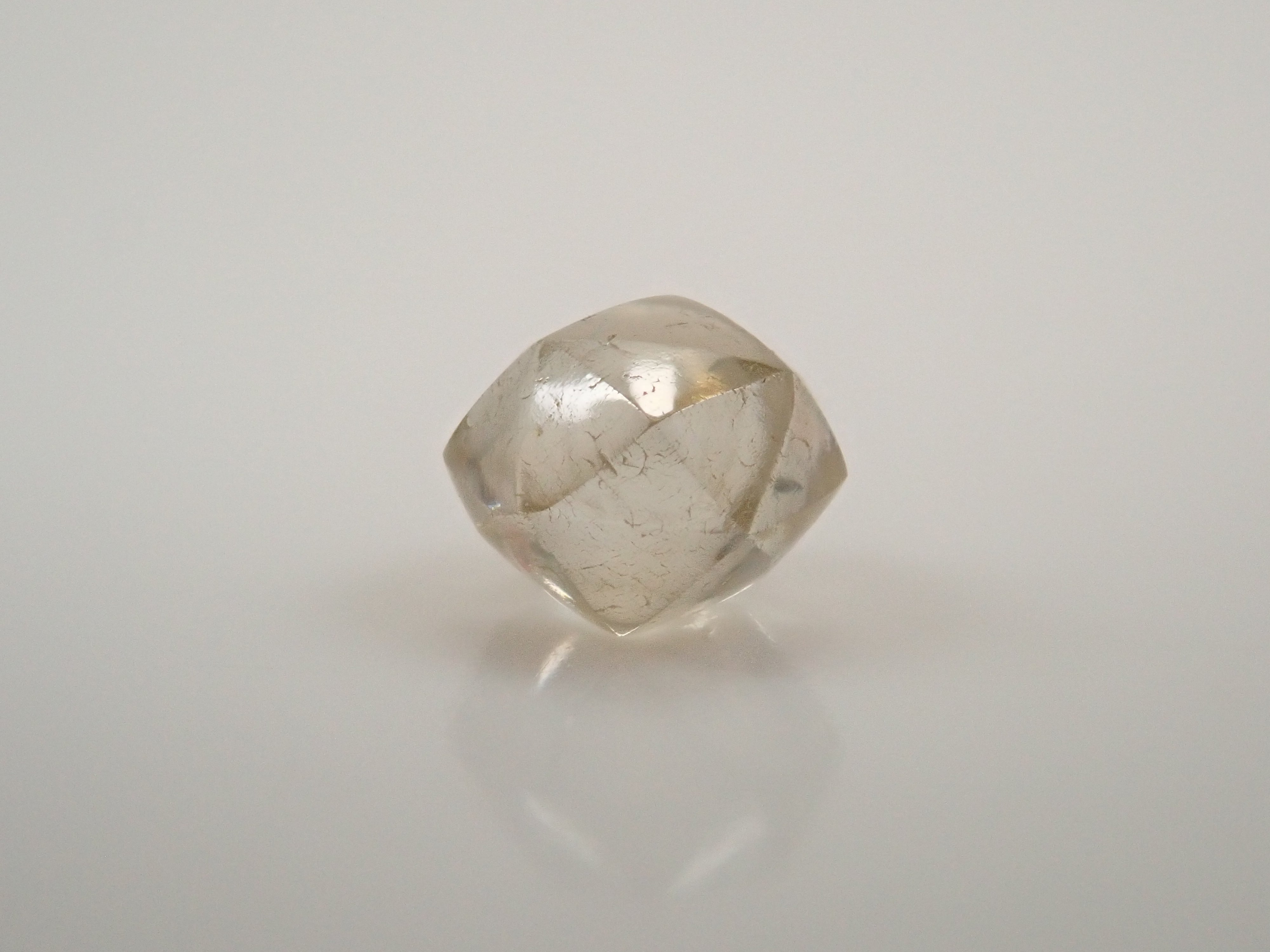 【2/11 22時販売】ダイヤモンド原石(メイカブル) 0.279ct原石