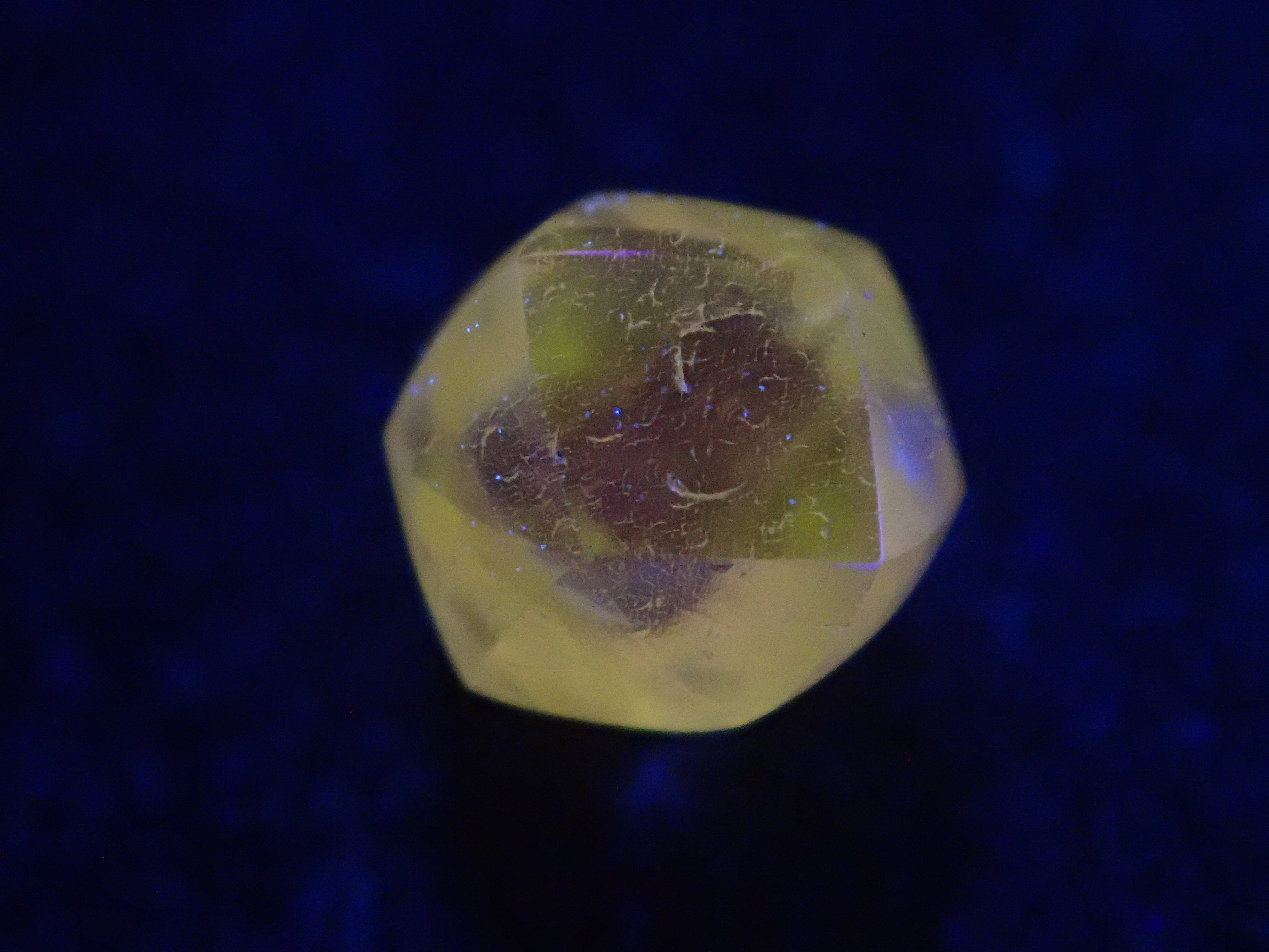 【2/11 22時販売】ダイヤモンド原石(メイカブル) 0.279ct原石