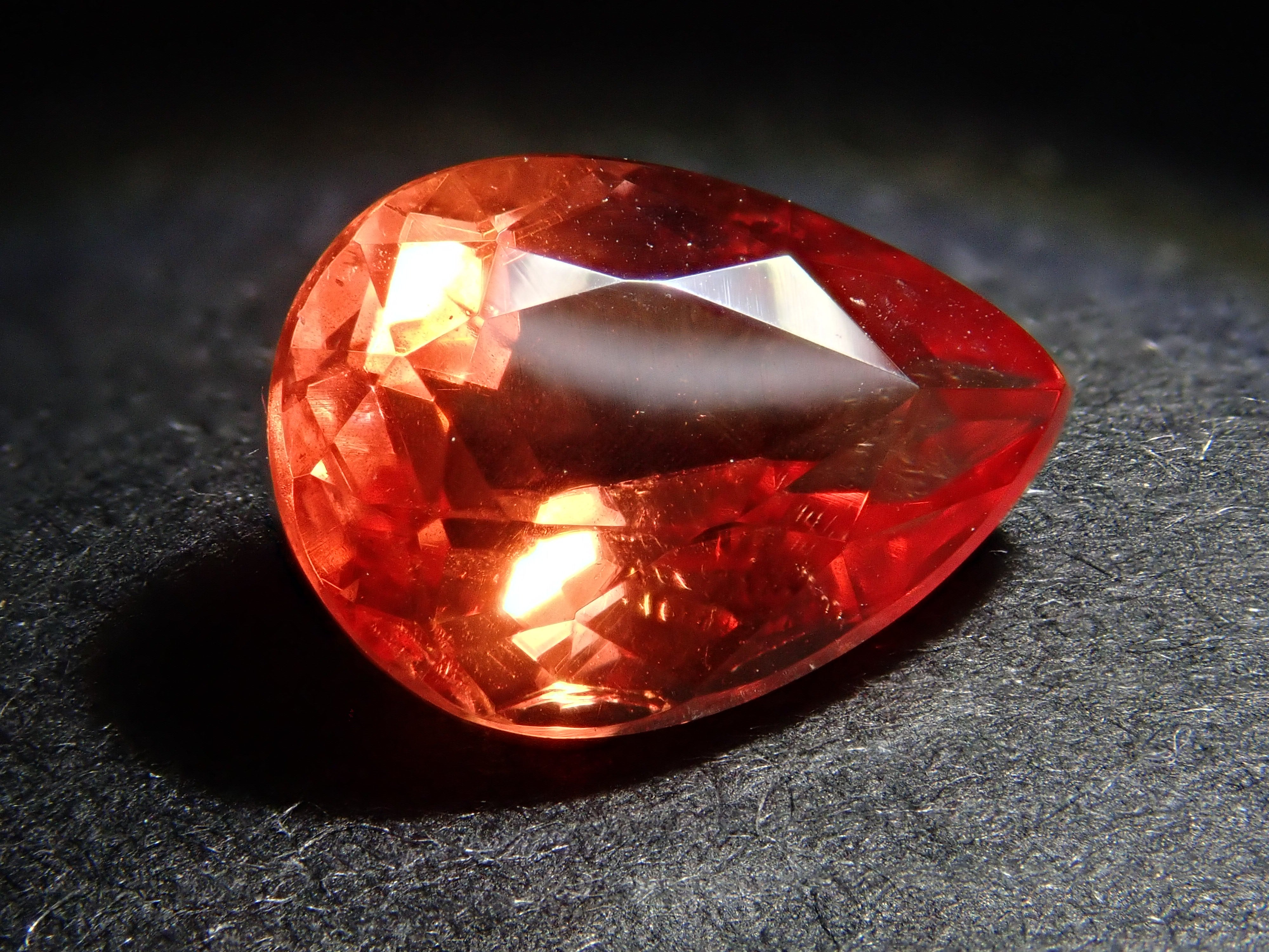 【抽選販売0216_13】南アフリカ産ロードクロサイト 1.820ctルース