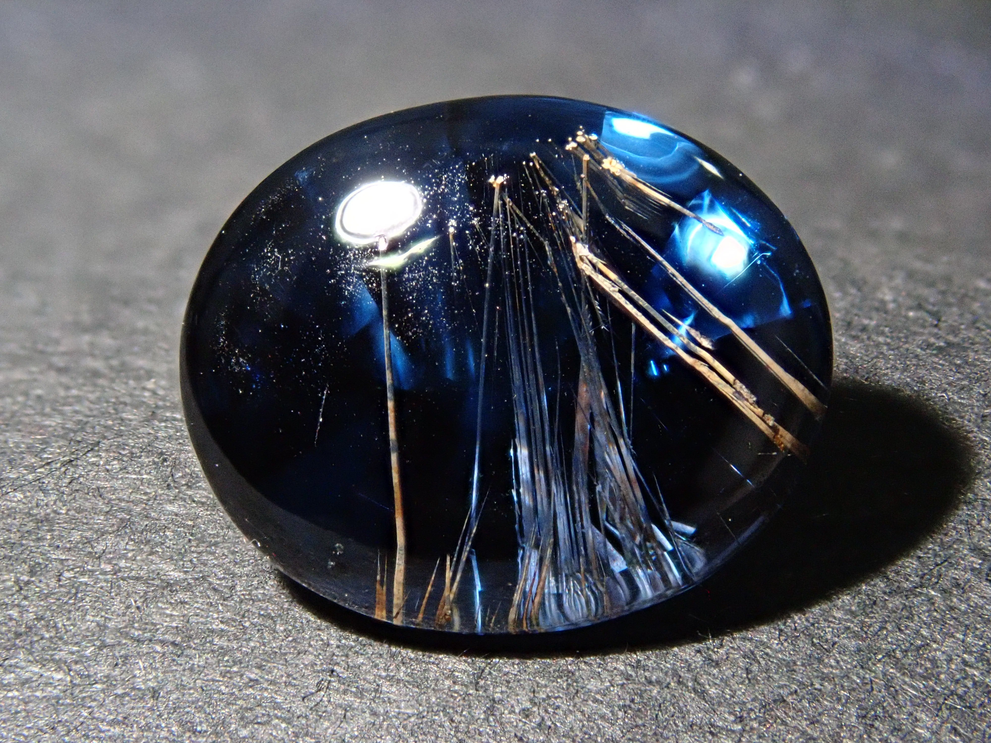 Sri Lankan Cobalt Spinel (Blue Spinel) 3.202ct Loose Stone (Needle-like Inclusions) Japan-German Rare Stone