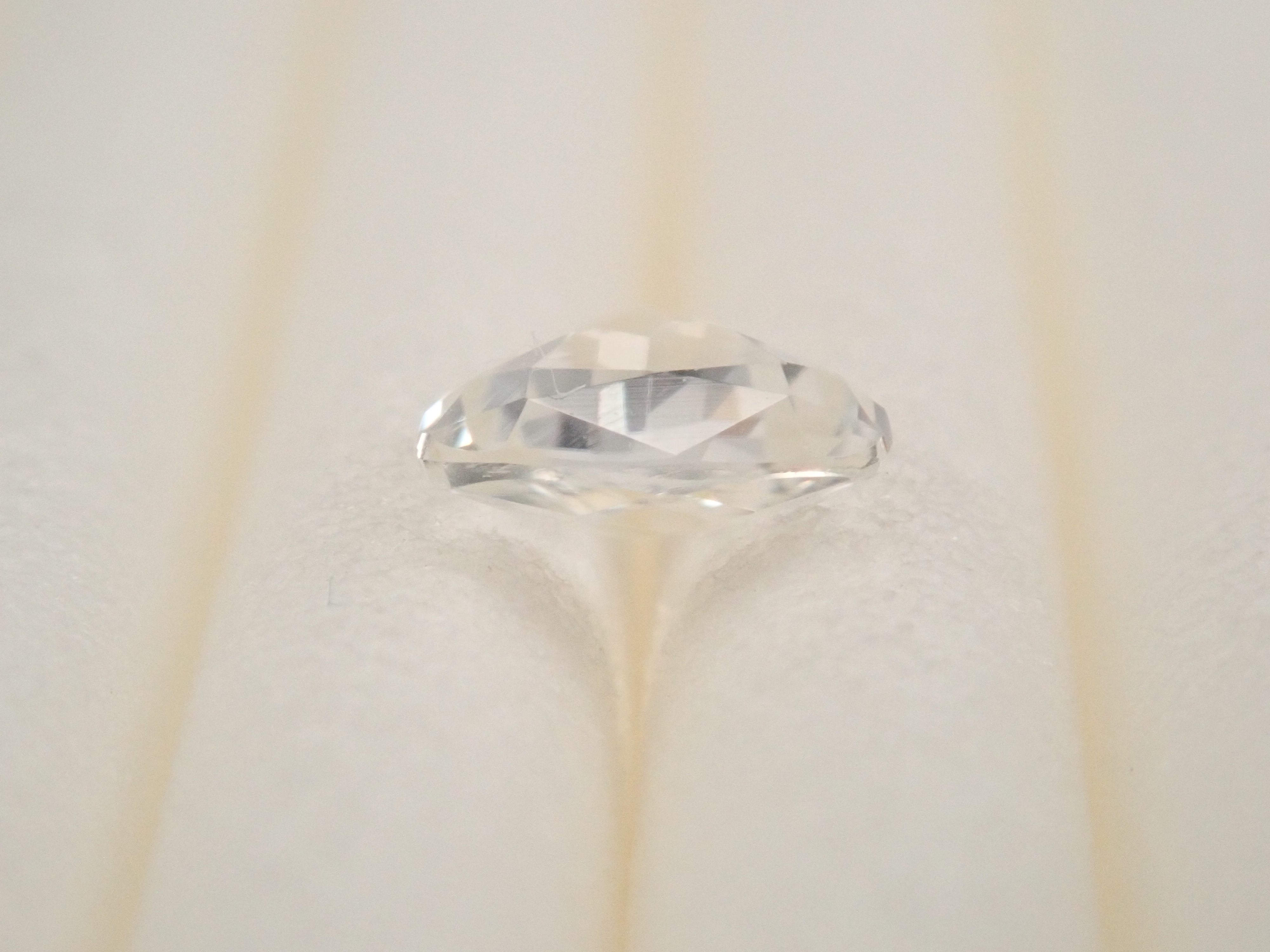 【抽選販売0216_10】スリランカ産フォルステライト 0.231ctルース 日独