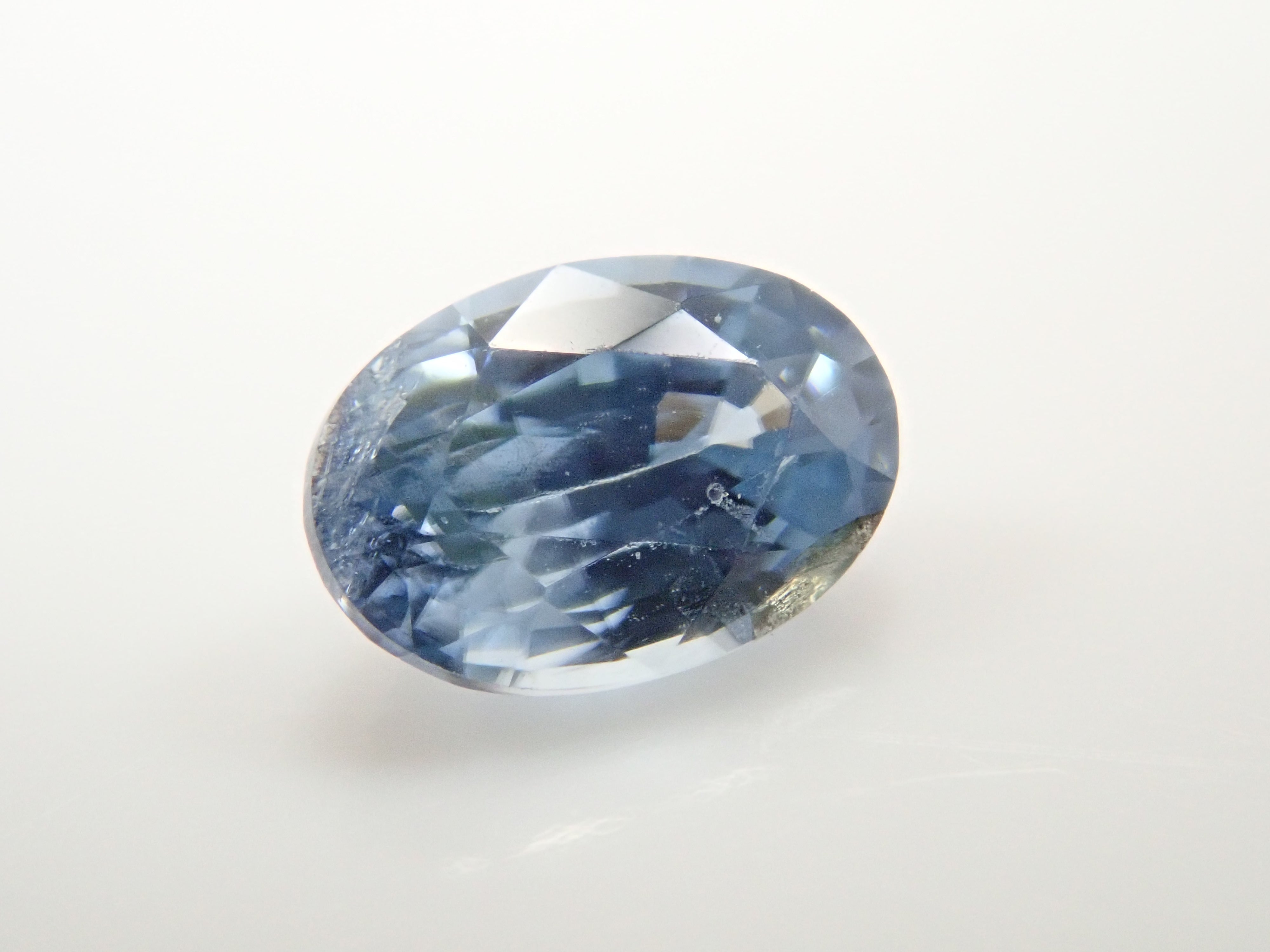 【2/13 22時販売】ミャンマー産カラーチェンジジルコン 0.439ctルース