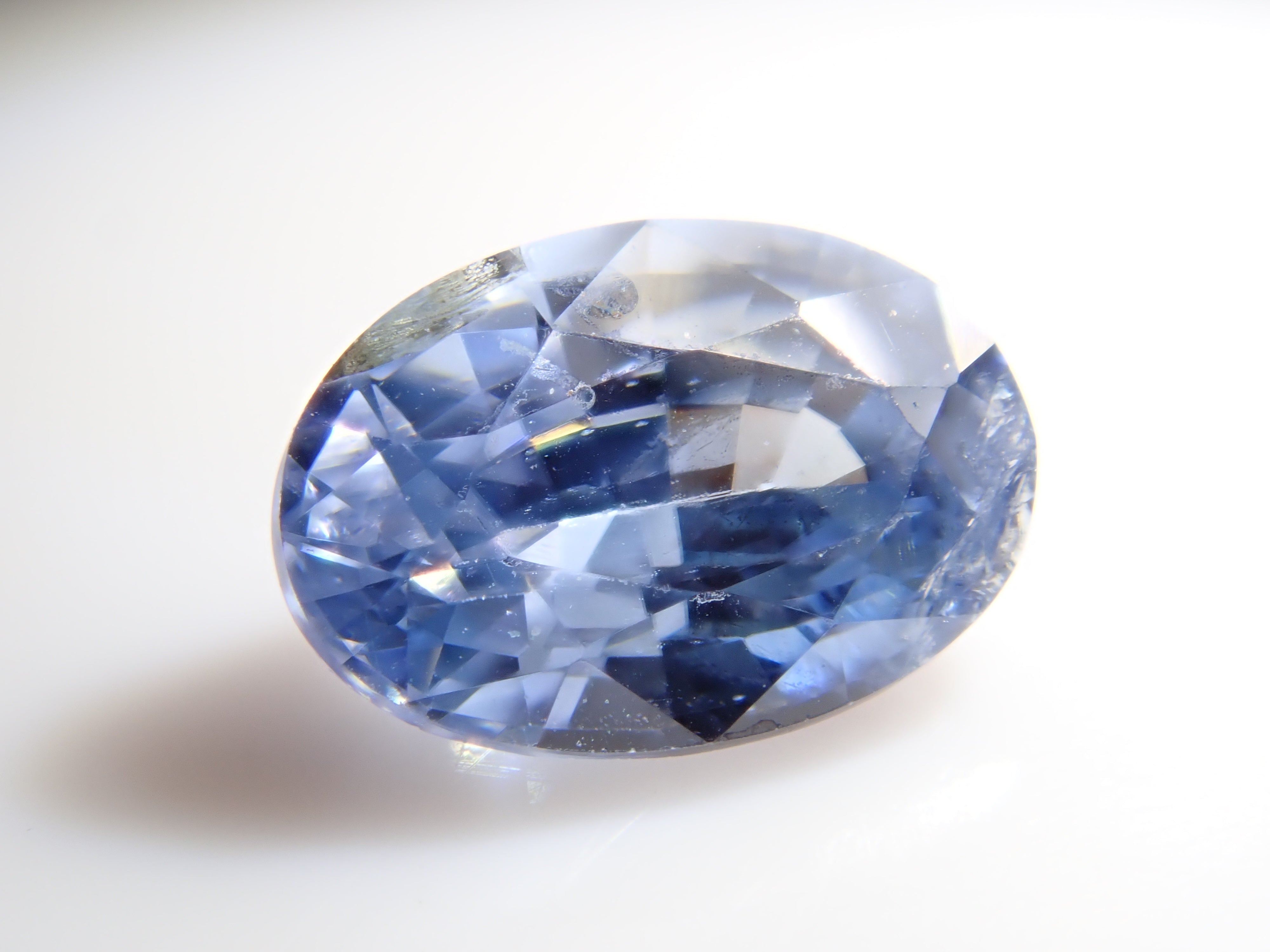 【2/13 22時販売】ミャンマー産カラーチェンジジルコン 0.439ctルース