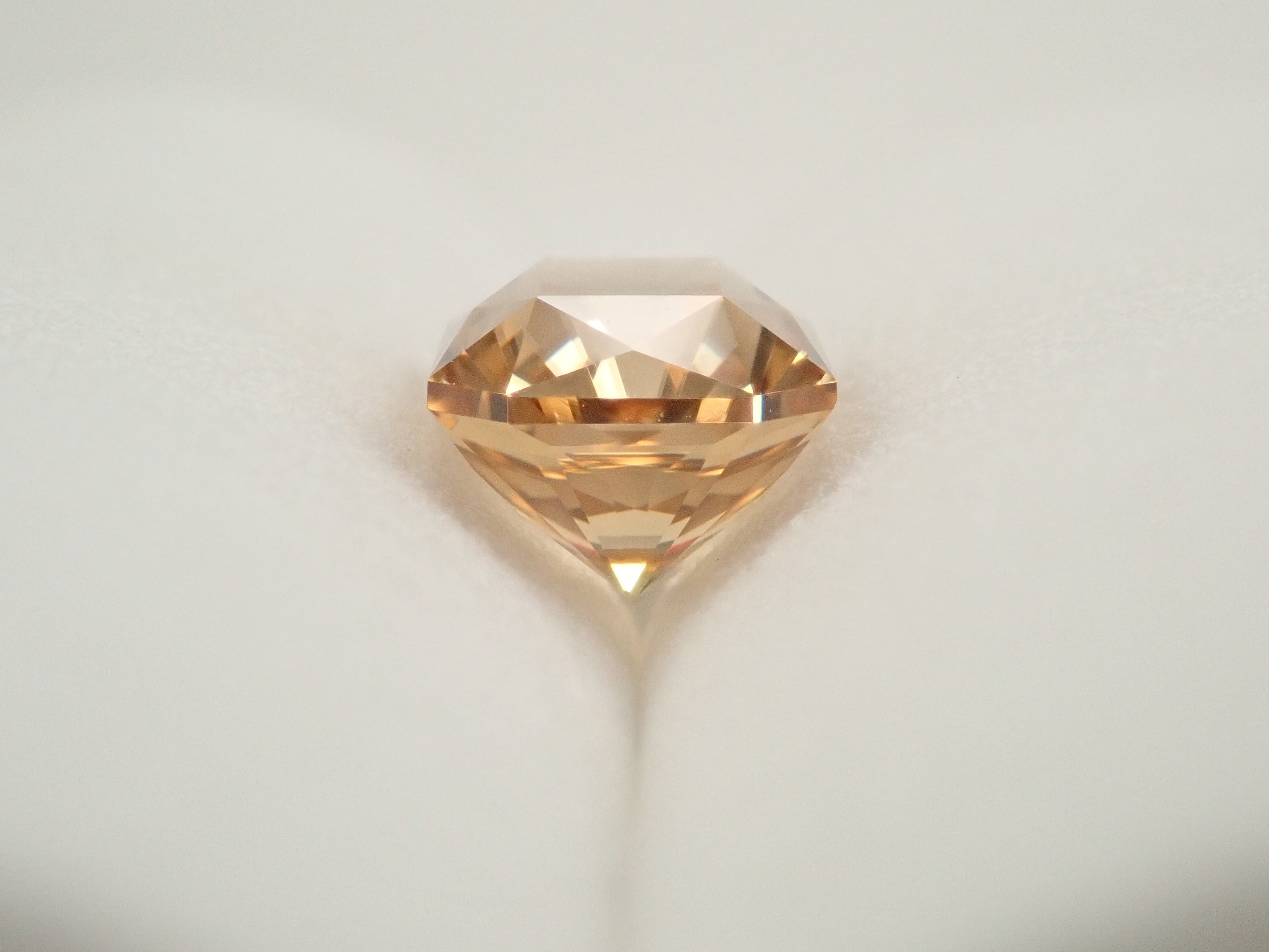 【2/13 22時販売】カンボジア産ジルコン 2.495ctルース