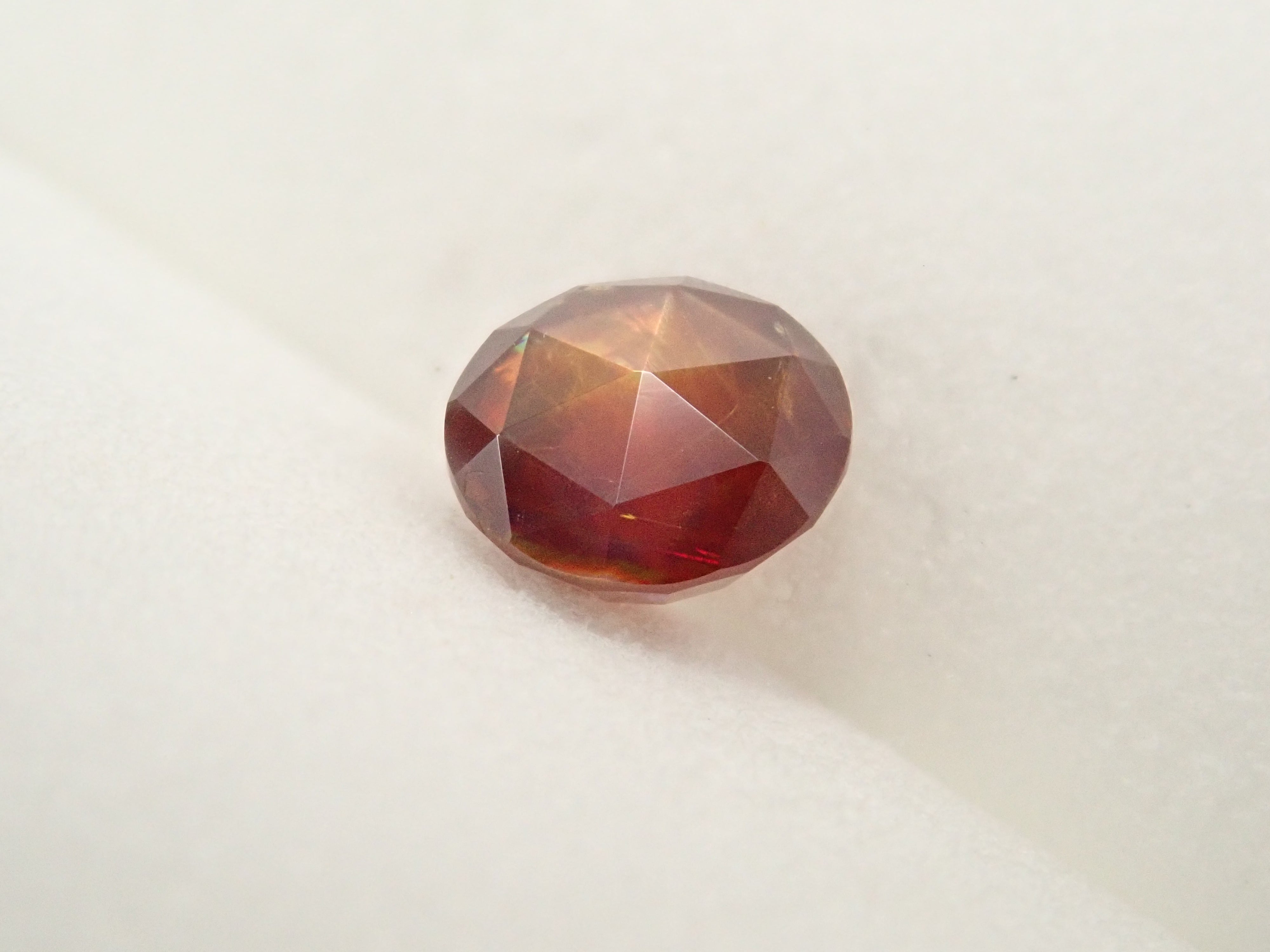 【2/13 22時販売】奈良県天川村産レインボーガーネット(アンドラダイトガーネット) 4.8mm/0.612ctルース