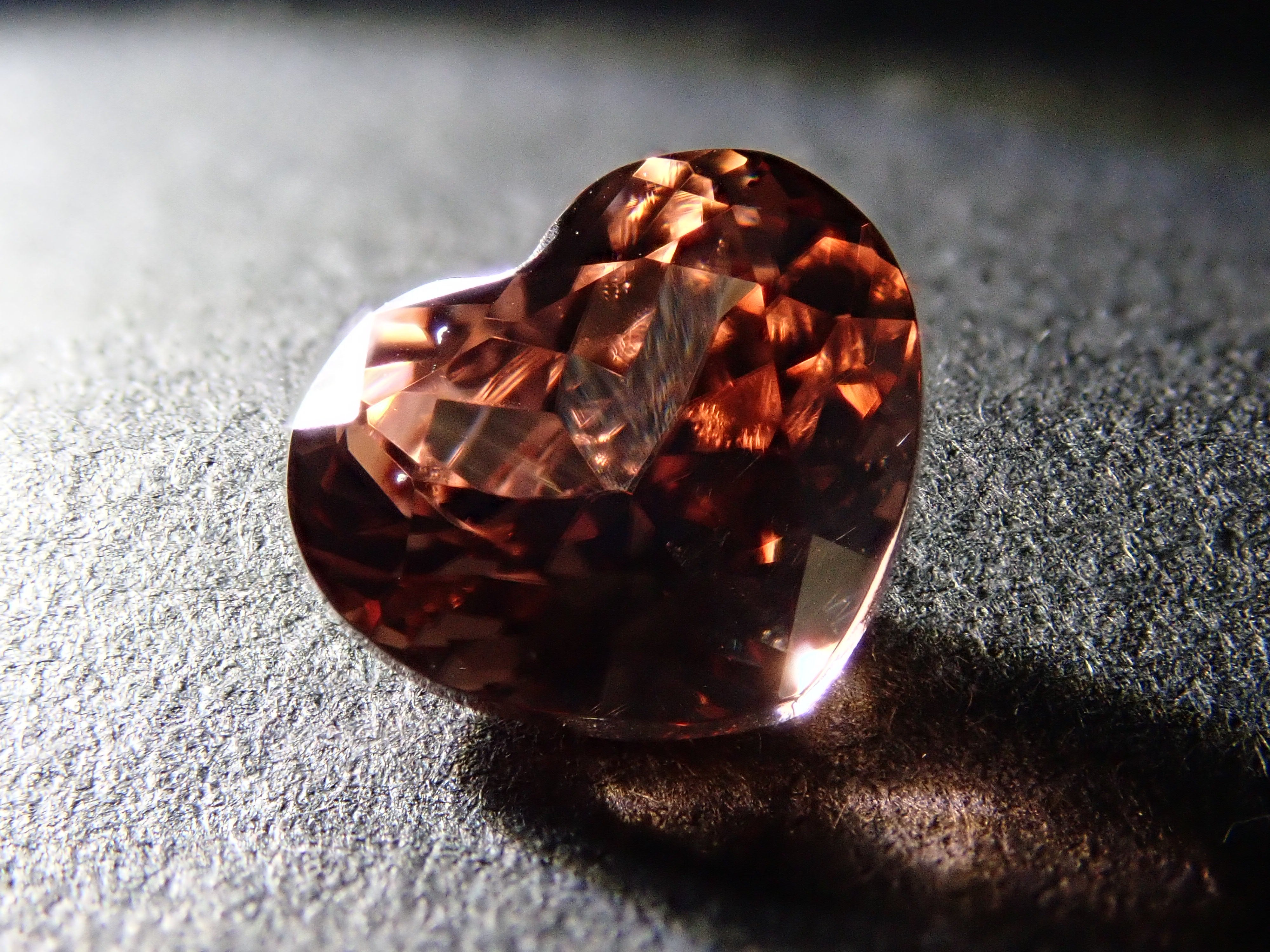 【2/13 22時販売】タンザニア産ジルコン 1.672ctルース