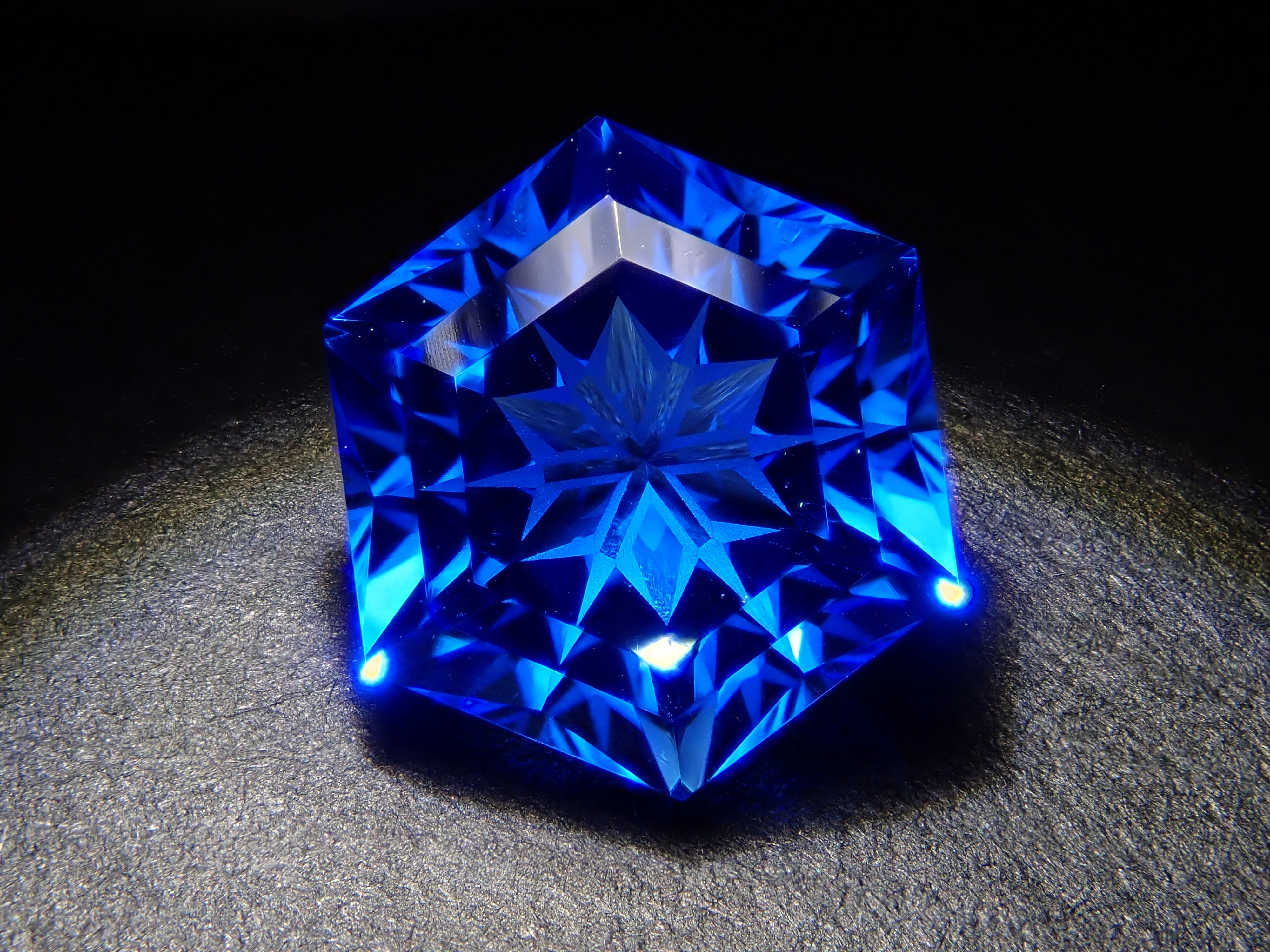 【抽選販売_20260301_03】【ゆきんこカット】シベリアンブルークォーツ(合成クォーツ) 2.503ctルース