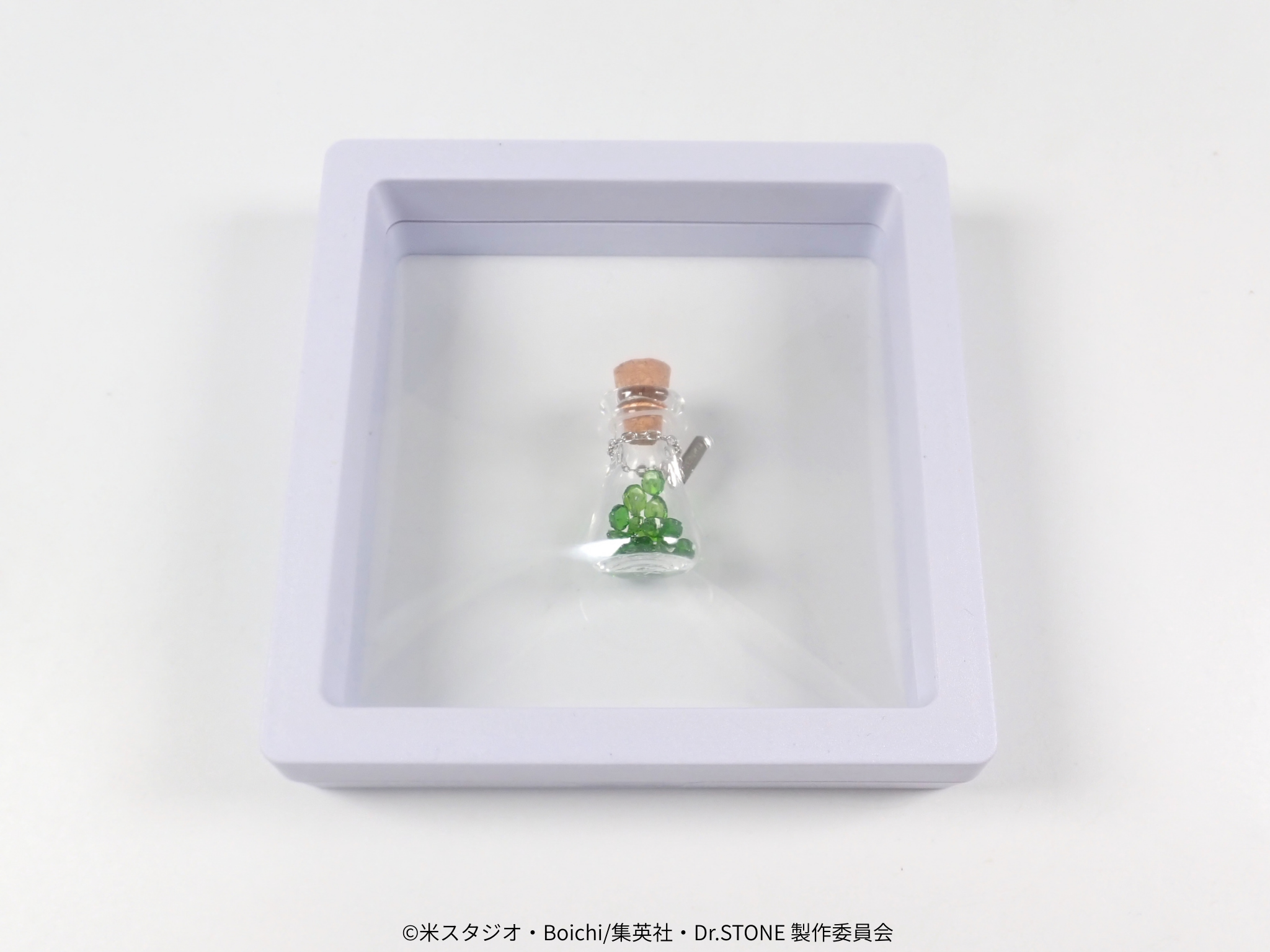 【4/29(三) 22點開賣】電視動畫《Dr.STONE 新石紀》×珠寶專賣店KARATZ聯名 內含礦物的燒瓶吊飾(全7種/附透明卡)