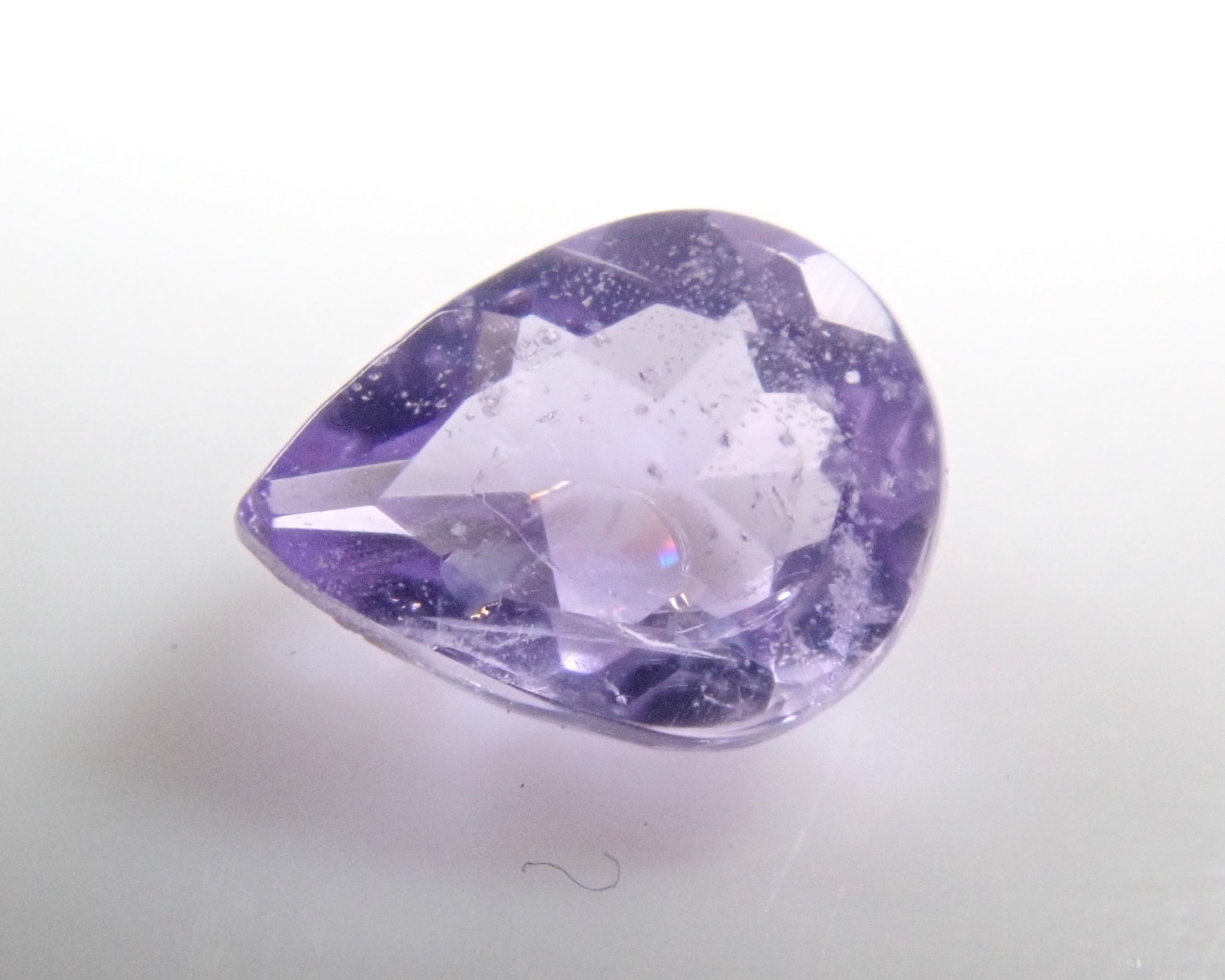 【10月8日晚間10點開售】阿富汗哈克曼石 0.134ct 裸石