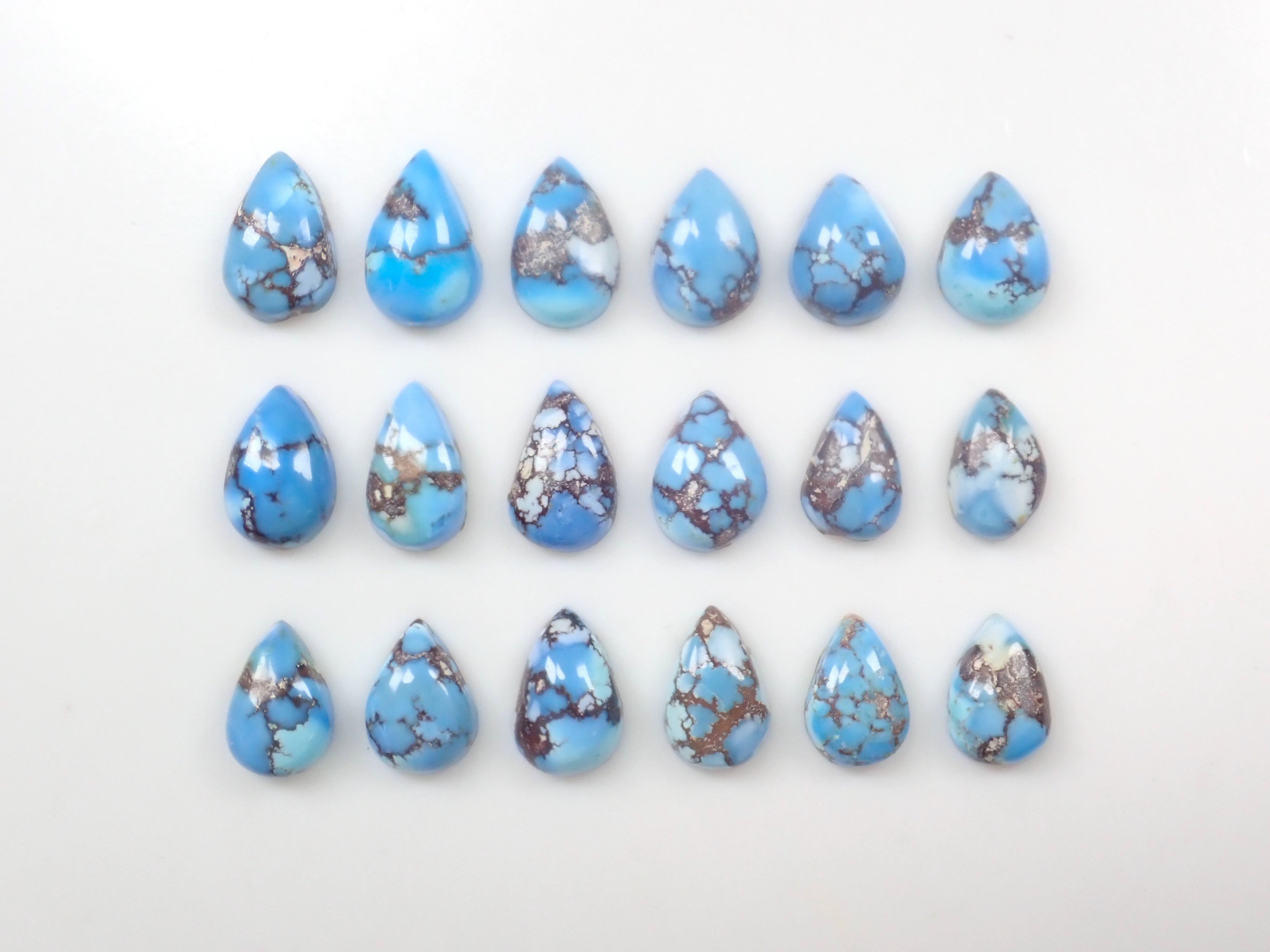 【1/24 22時販売】《限定18石》カザフスタン産ゴールデンヒルターコイズ(トルコ石,12月誕生石,平均1.3ct)《複数購入割引有》