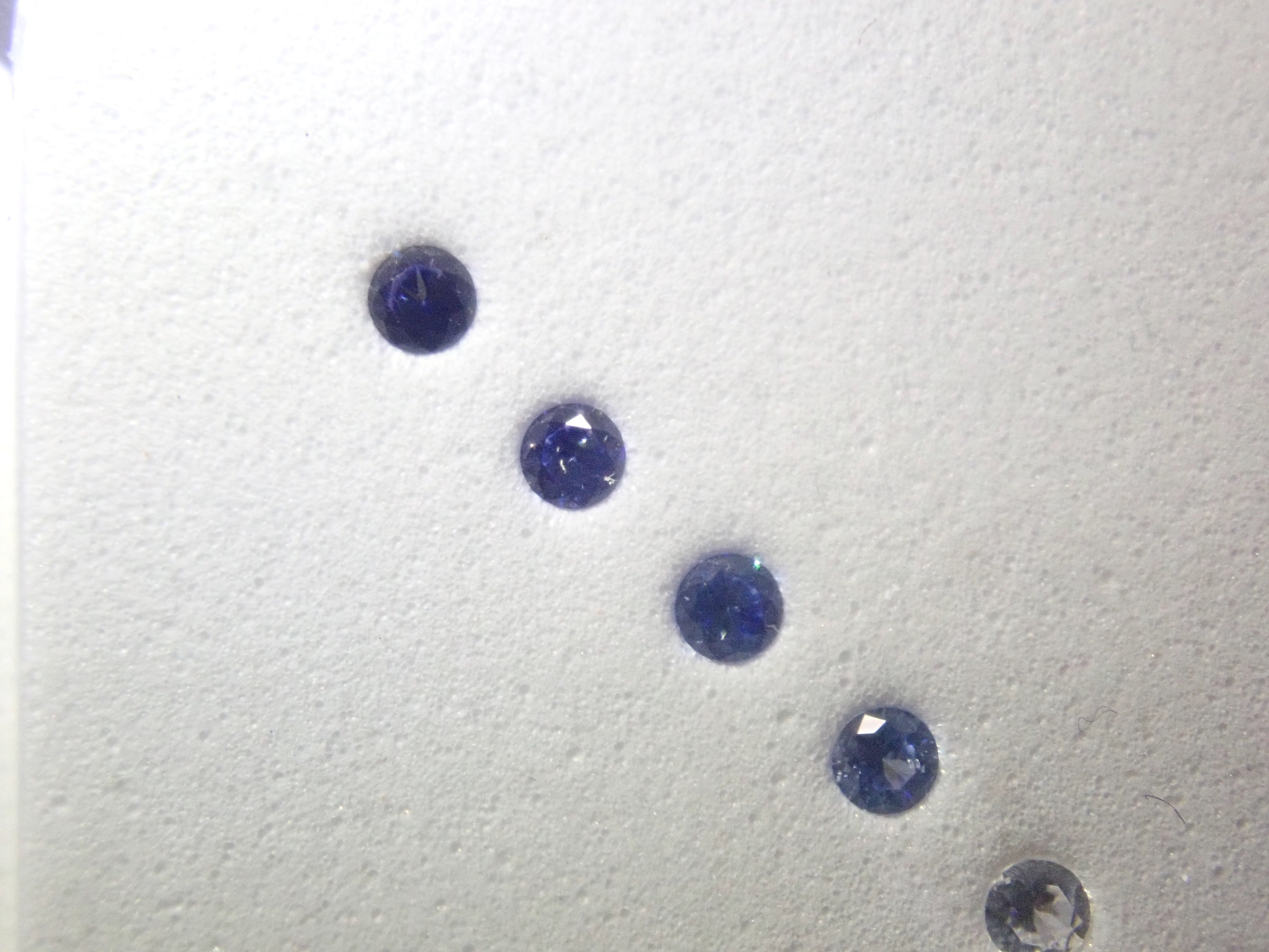 【2/15 22時販売】《限定1セット・ツーソン新着》ベニトアイトグラデーション6石セット(1.75mm,ラウンドカット,トップクオリティ含む)