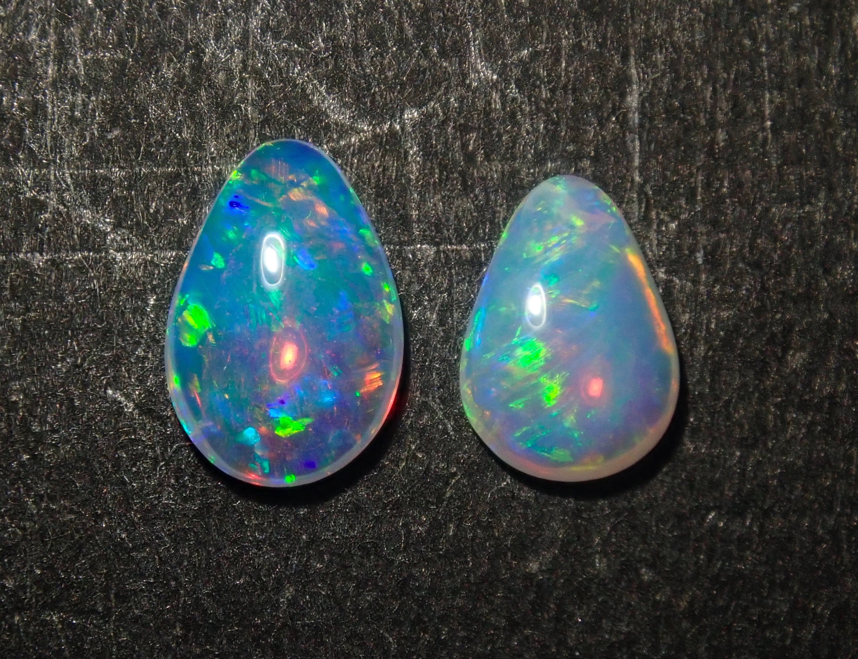 Limited to 2 stones: 1 Australian opal loose stone (pear cut) Multiple purchase discounts available