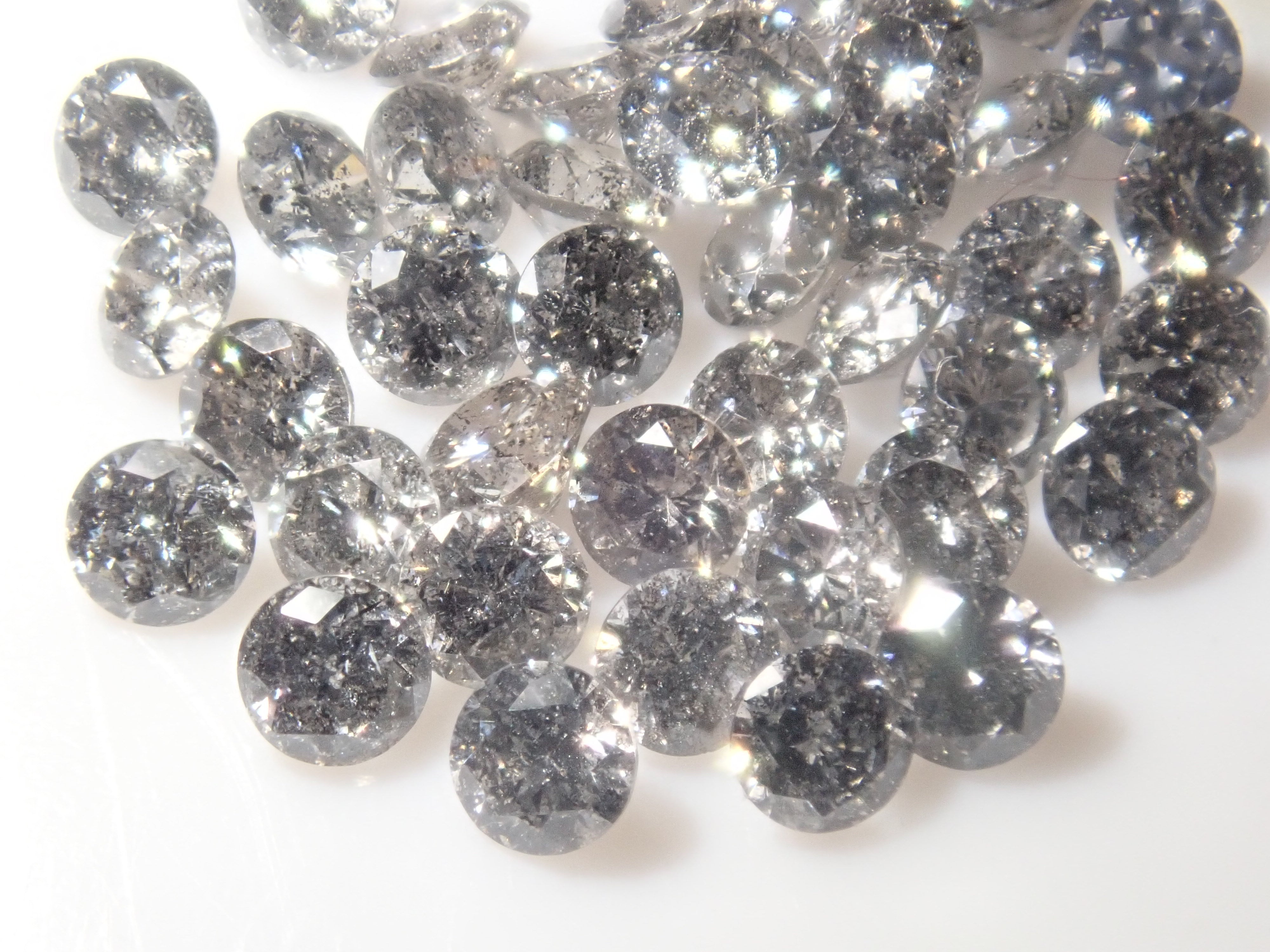 【12/7 22時販売】《限定40石》ソルトアンドペッパーダイヤモンド(2mm,メレダイヤモンド)1石ルース《複数購入割引有》