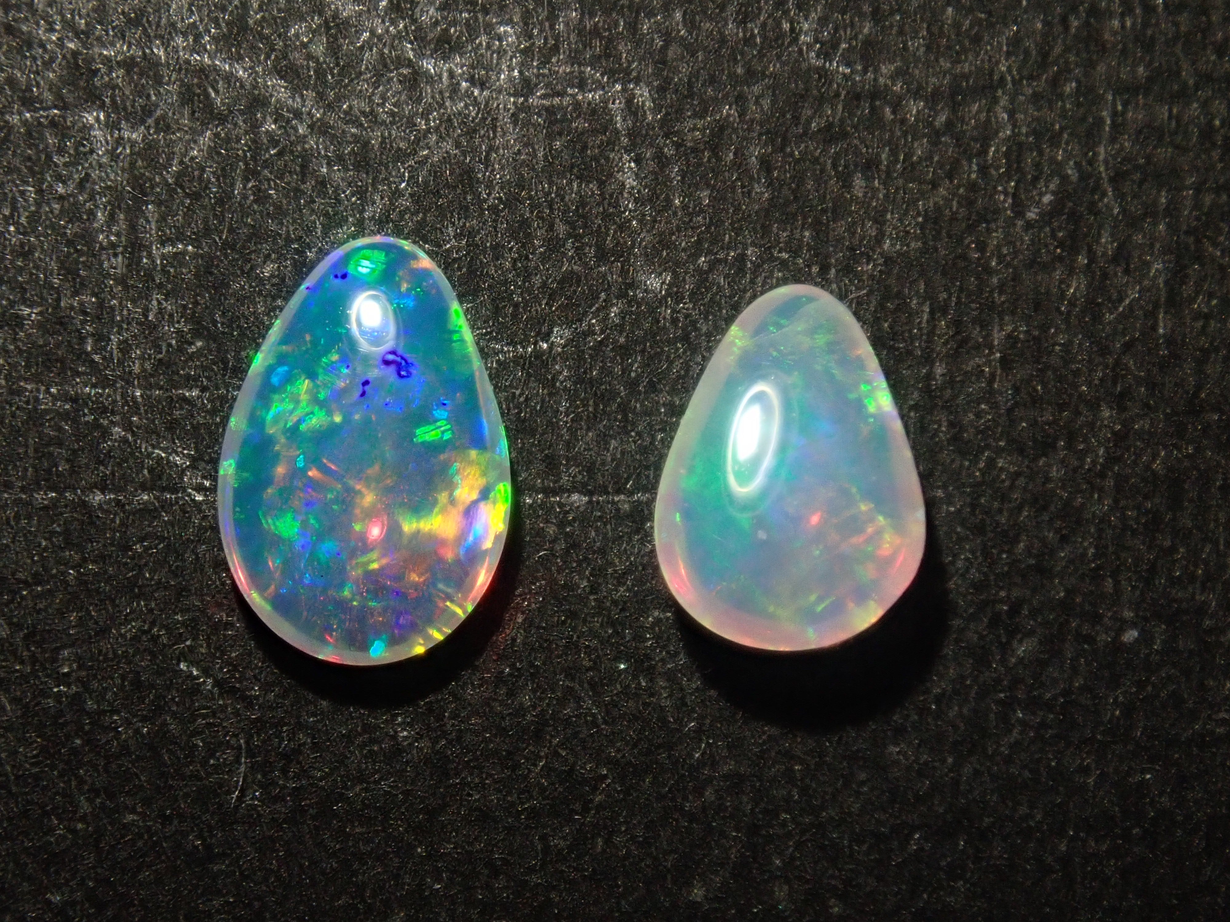 Limited to 2 stones: 1 Australian opal loose stone (pear cut) Multiple purchase discounts available