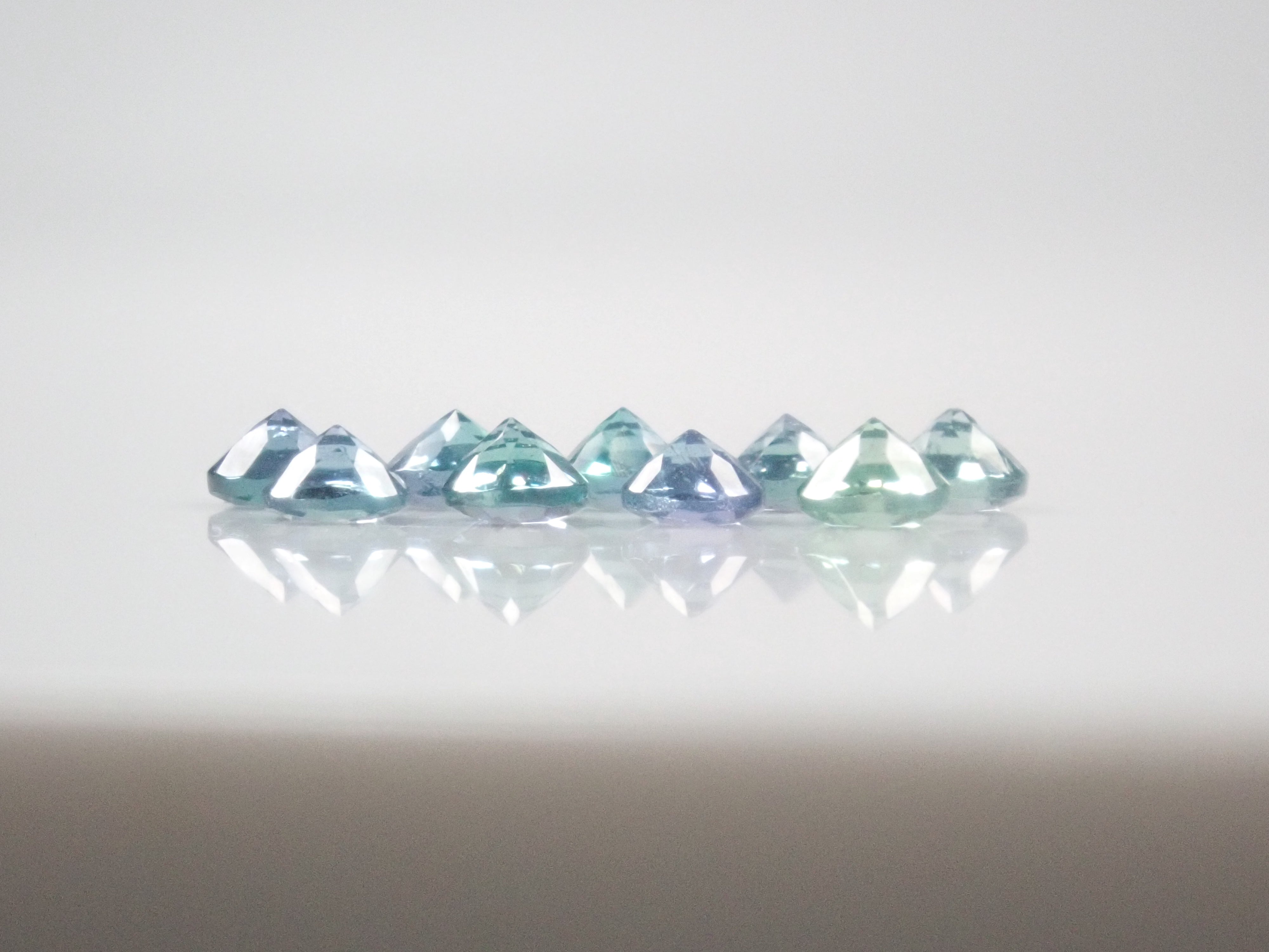 【1/24 22時販売】《限定15石》コーネルピンガチャ💎タンザニア産コーネルピン0.413ct(プリズマティン) 日独鑑付きが当たる(さらにKEN氏コーネルピンプレゼント)《複数購入割引有》