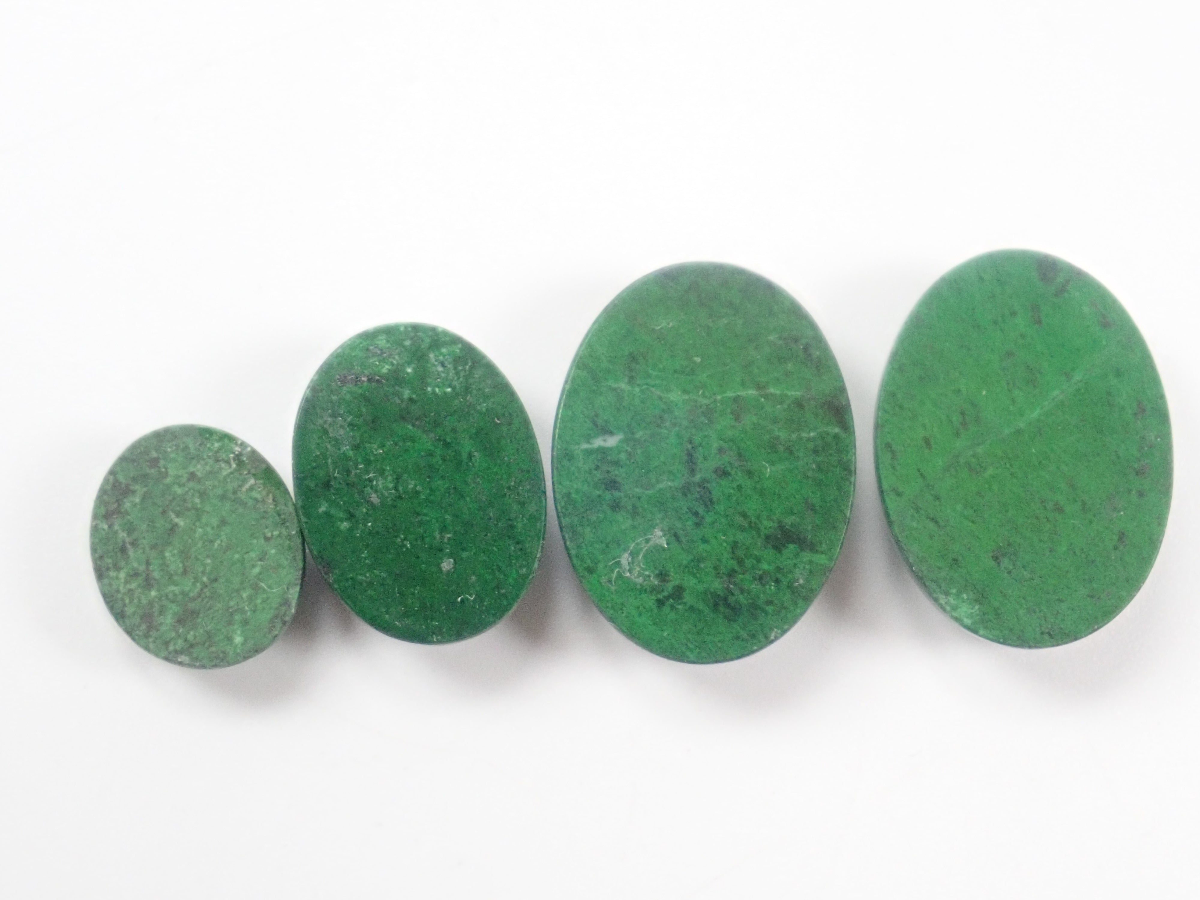 Maushitsit (Mawsissi) from Myanmar 1 stone loose (12mm)《Multiple purchase discount available》