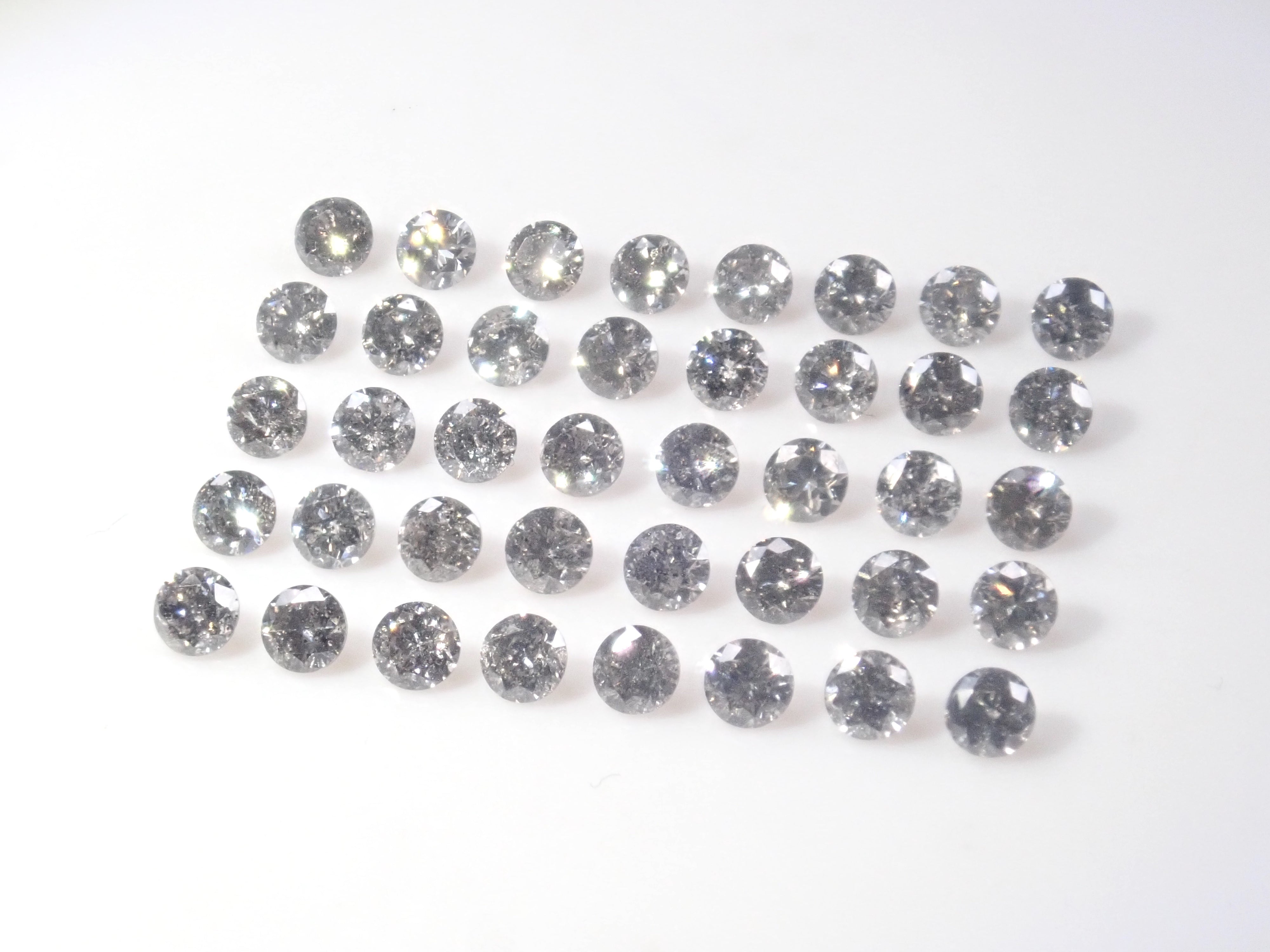 【12/7 22時販売】《限定40石》ソルトアンドペッパーダイヤモンド(2mm,メレダイヤモンド)1石ルース《複数購入割引有》
