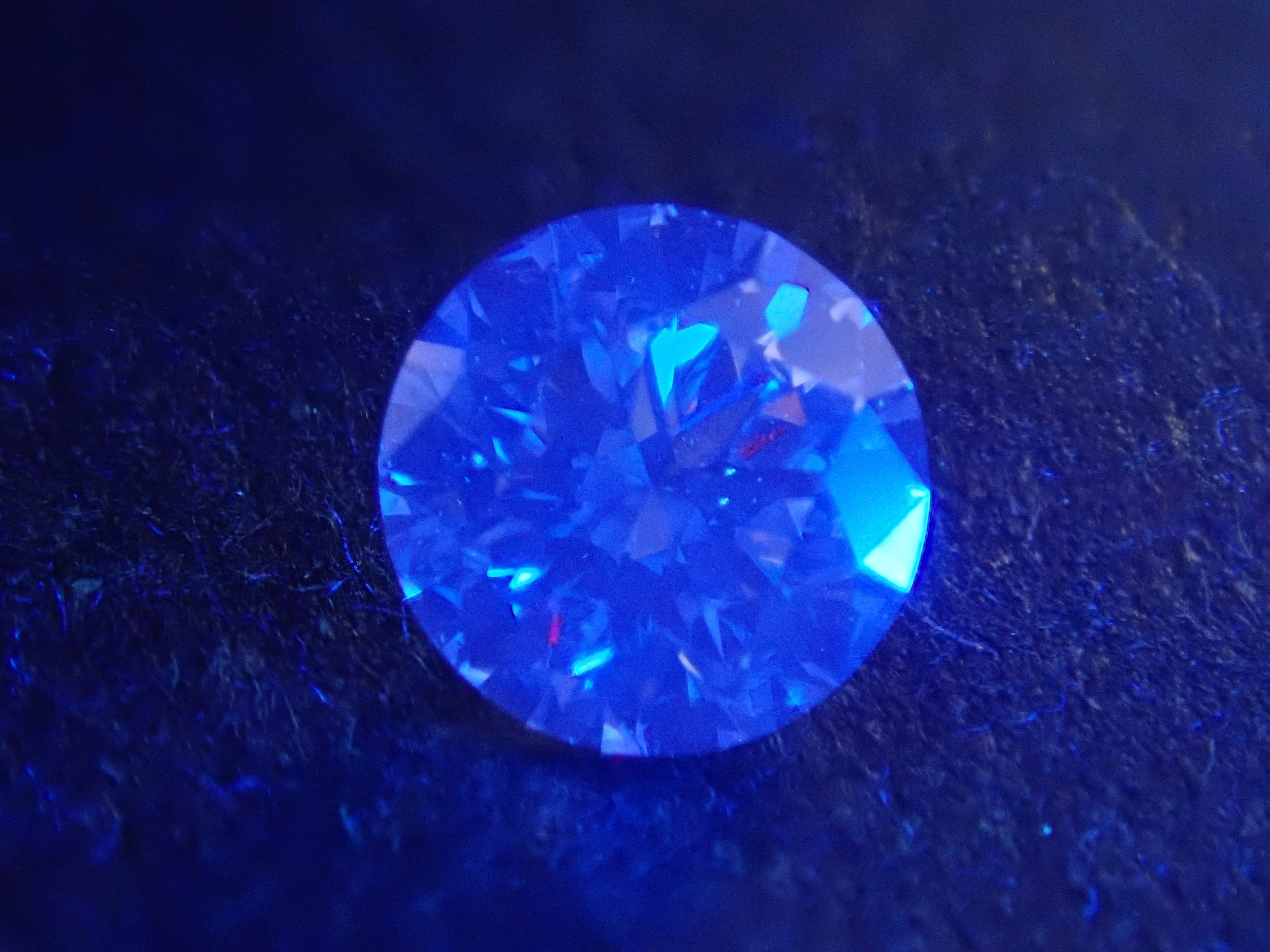 インターナリーダイヤモンド 0.25ルース(E, IF, 3Excellent) GIA