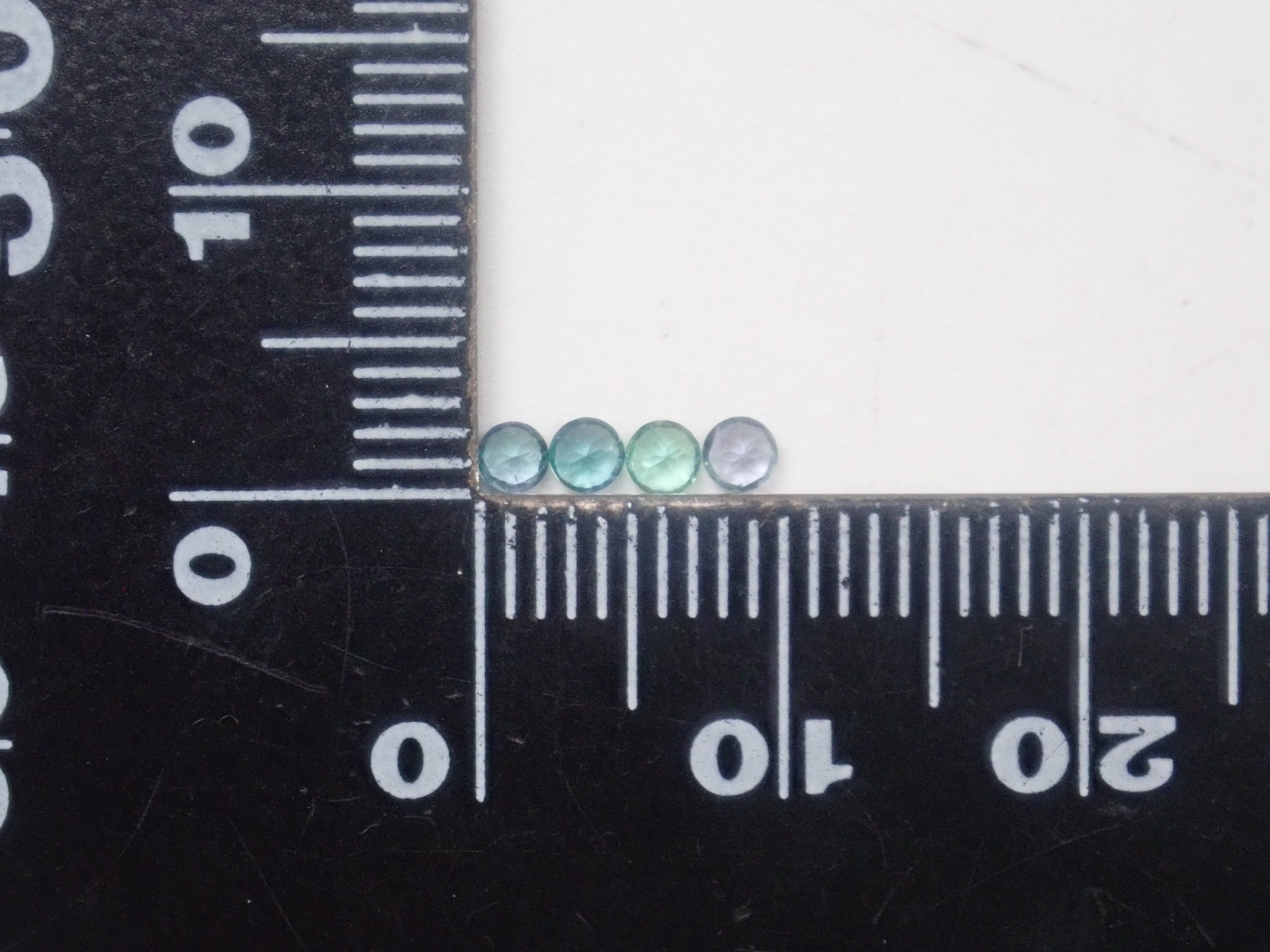 【1/24 22時販売】《限定15石》コーネルピンガチャ💎タンザニア産コーネルピン0.413ct(プリズマティン) 日独鑑付きが当たる(さらにKEN氏コーネルピンプレゼント)《複数購入割引有》