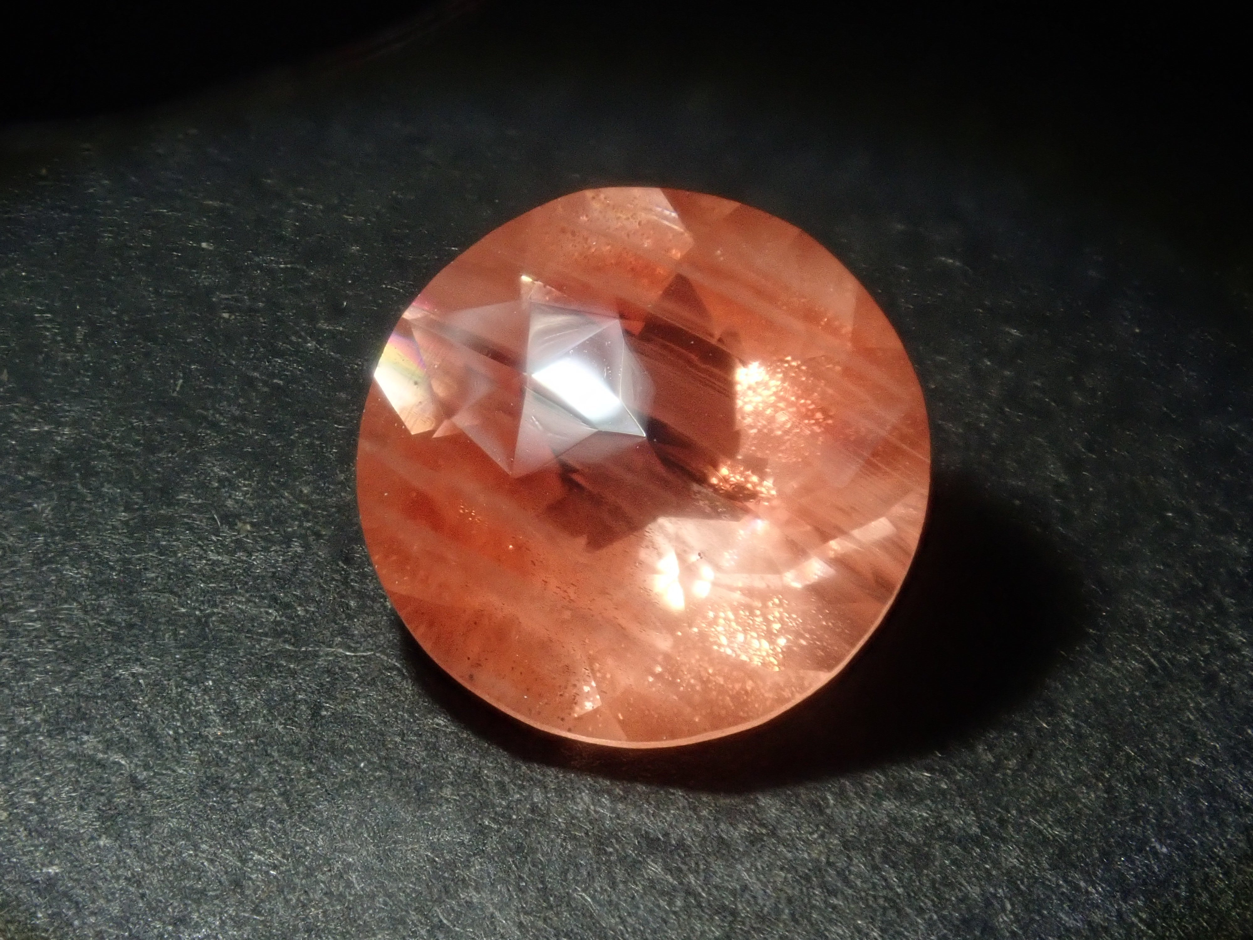 【1/11 22時販売】《限定6石》カメリアカットのオレゴンサンストーン8.0mmを含むサンストーンガチャ1石ルース(平均1.60ct)《複数購入割引有》