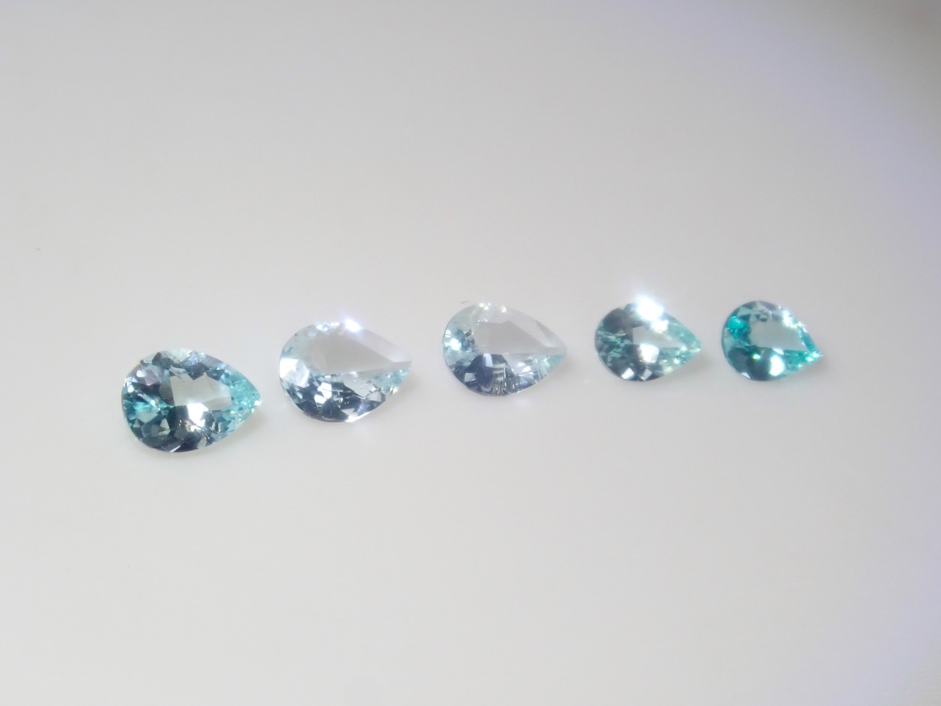 【2/21 22時販売】《限定11石》ブルー石ガチャ(通常22,800円のブラジル産パライバトルマリン(CuO:1.7%,MnO:2.1%)・モザンビーク産パライバトルマリン・ジンバブエ産ユークレースなど)《複数購入割引有》