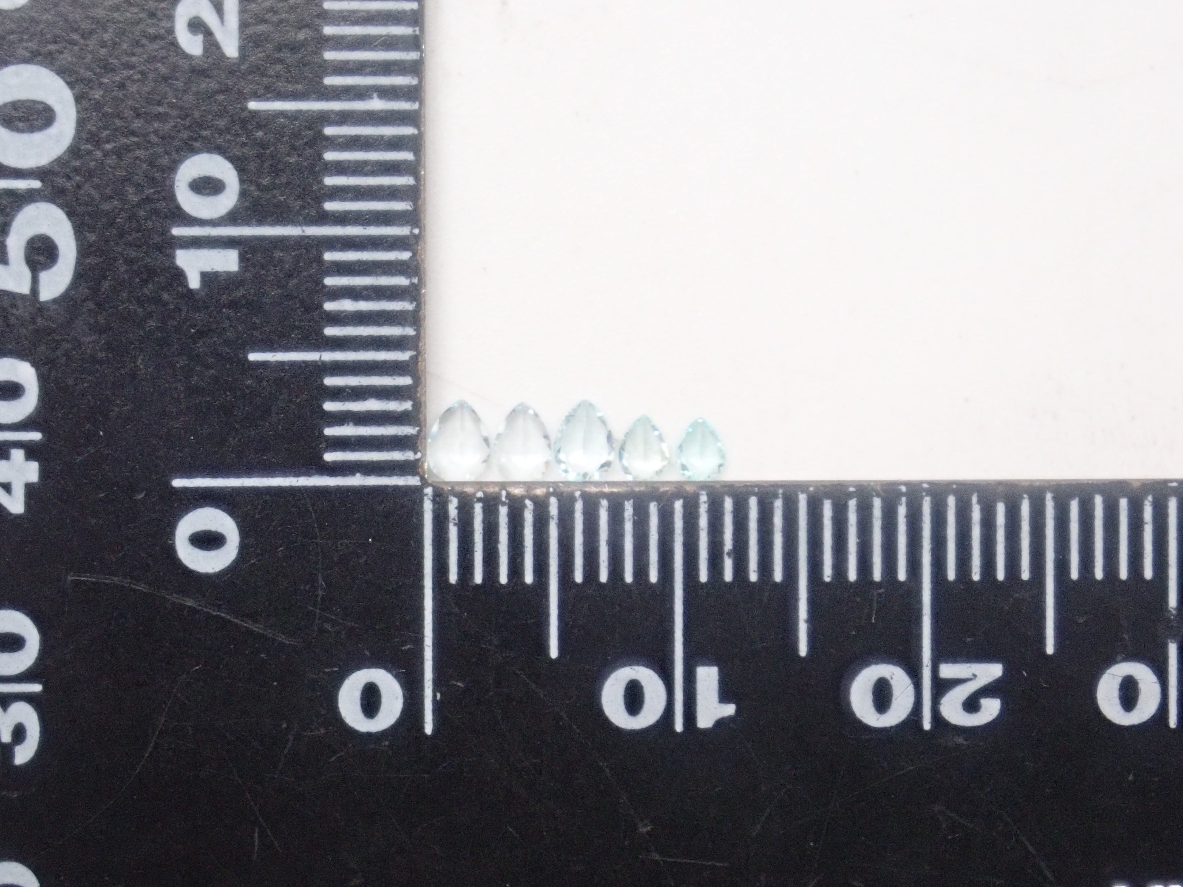 【2/21 22時販売】《限定11石》ブルー石ガチャ(通常22,800円のブラジル産パライバトルマリン(CuO:1.7%,MnO:2.1%)・モザンビーク産パライバトルマリン・ジンバブエ産ユークレースなど)《複数購入割引有》