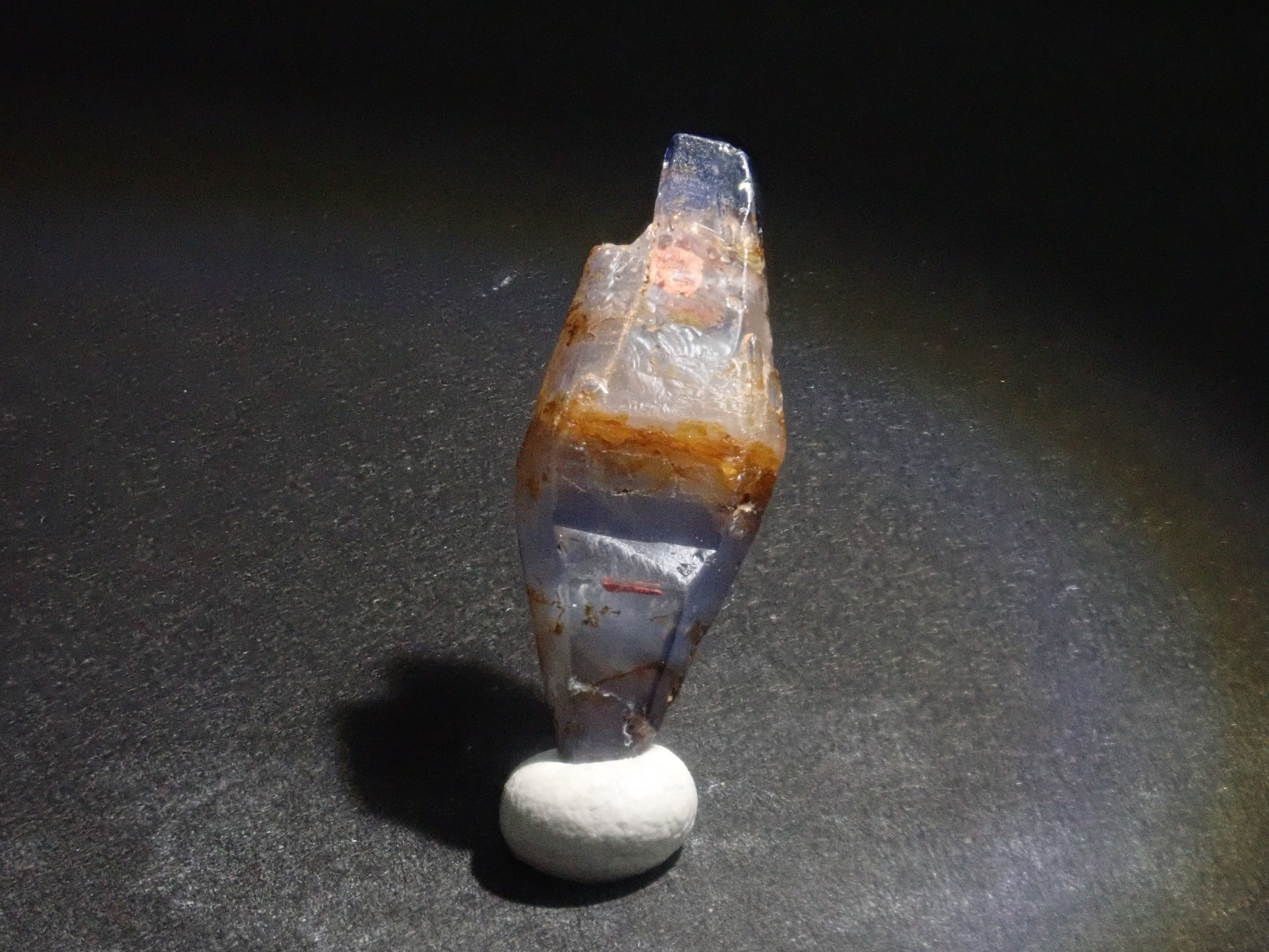 スリランカ産グラスボディ(サファイアクリスタル) 4.669ct原石