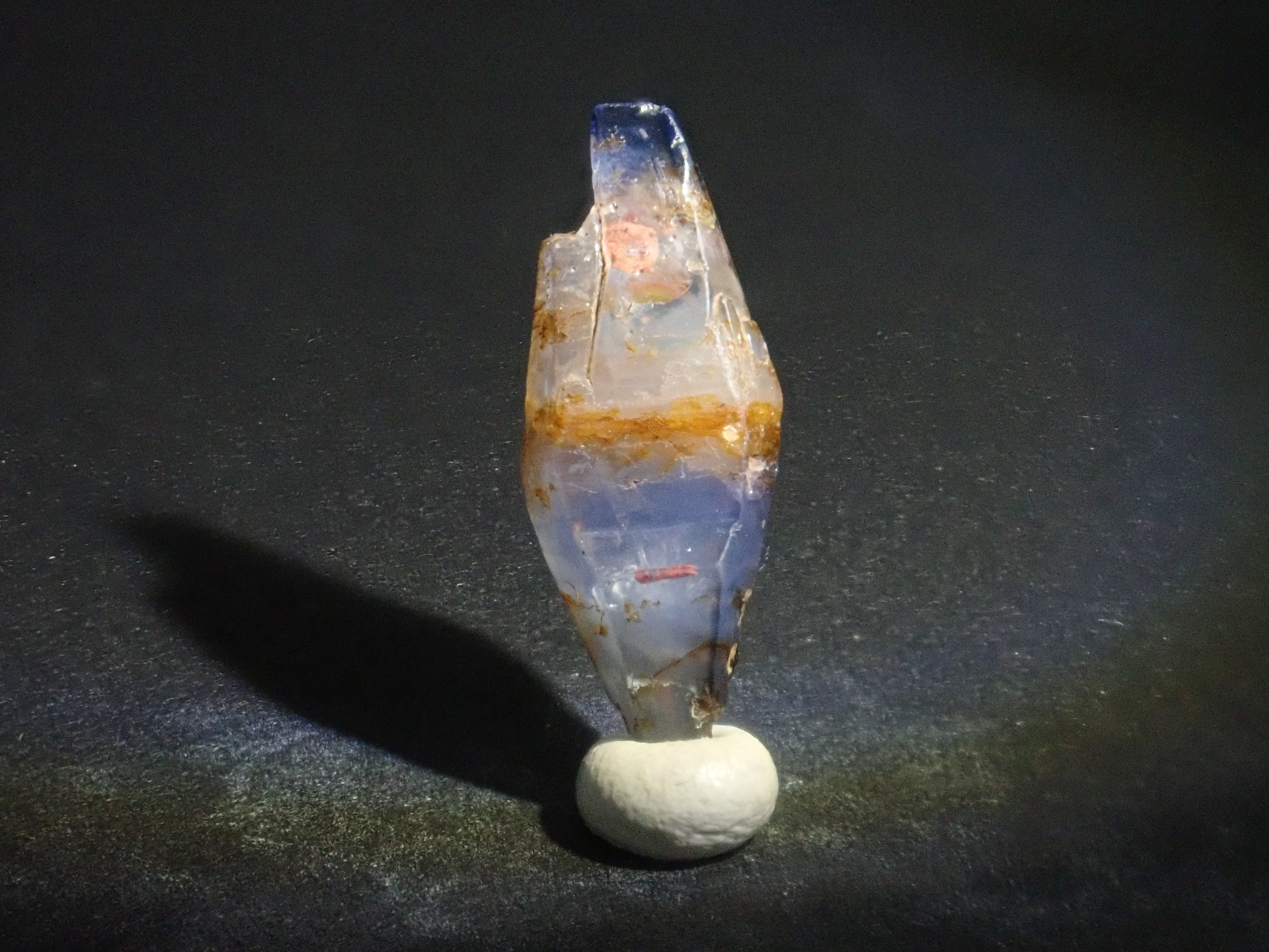 スリランカ産グラスボディ(サファイアクリスタル) 4.669ct原石