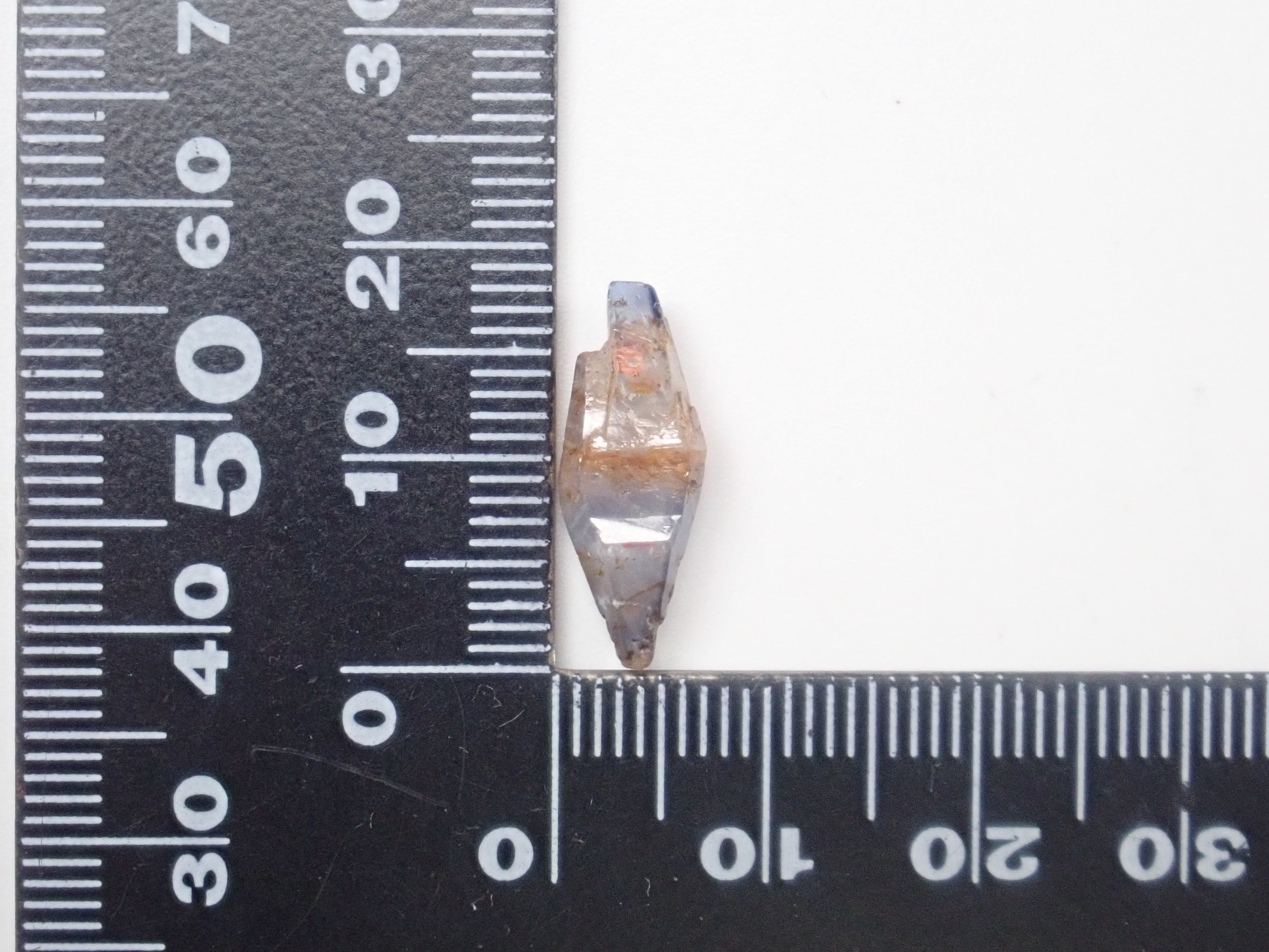 スリランカ産グラスボディ(サファイアクリスタル) 4.669ct原石