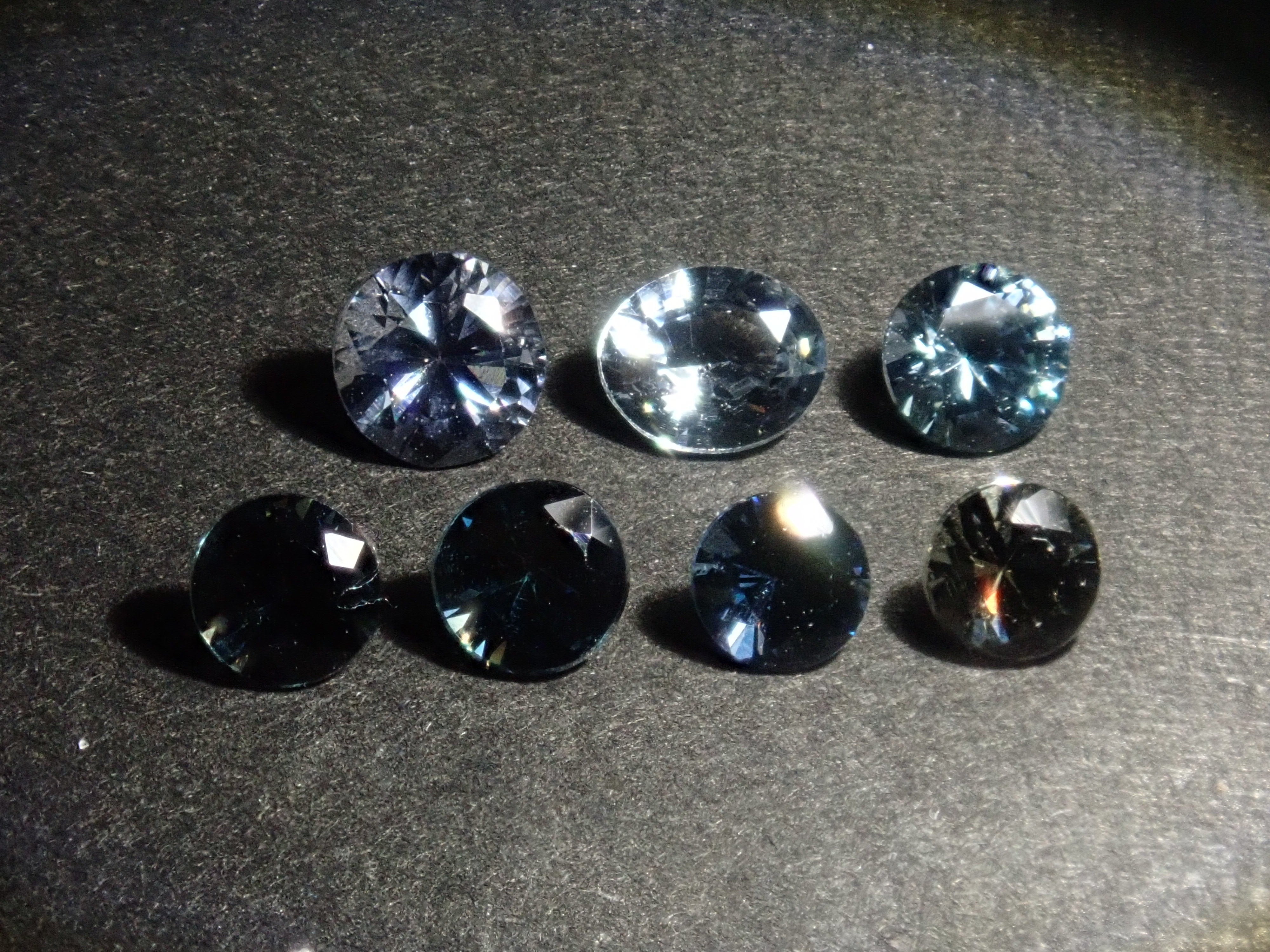 《限量7顆》馬達加斯加尖晶石(藍色/紫色型)1顆散裝《可多買優惠》