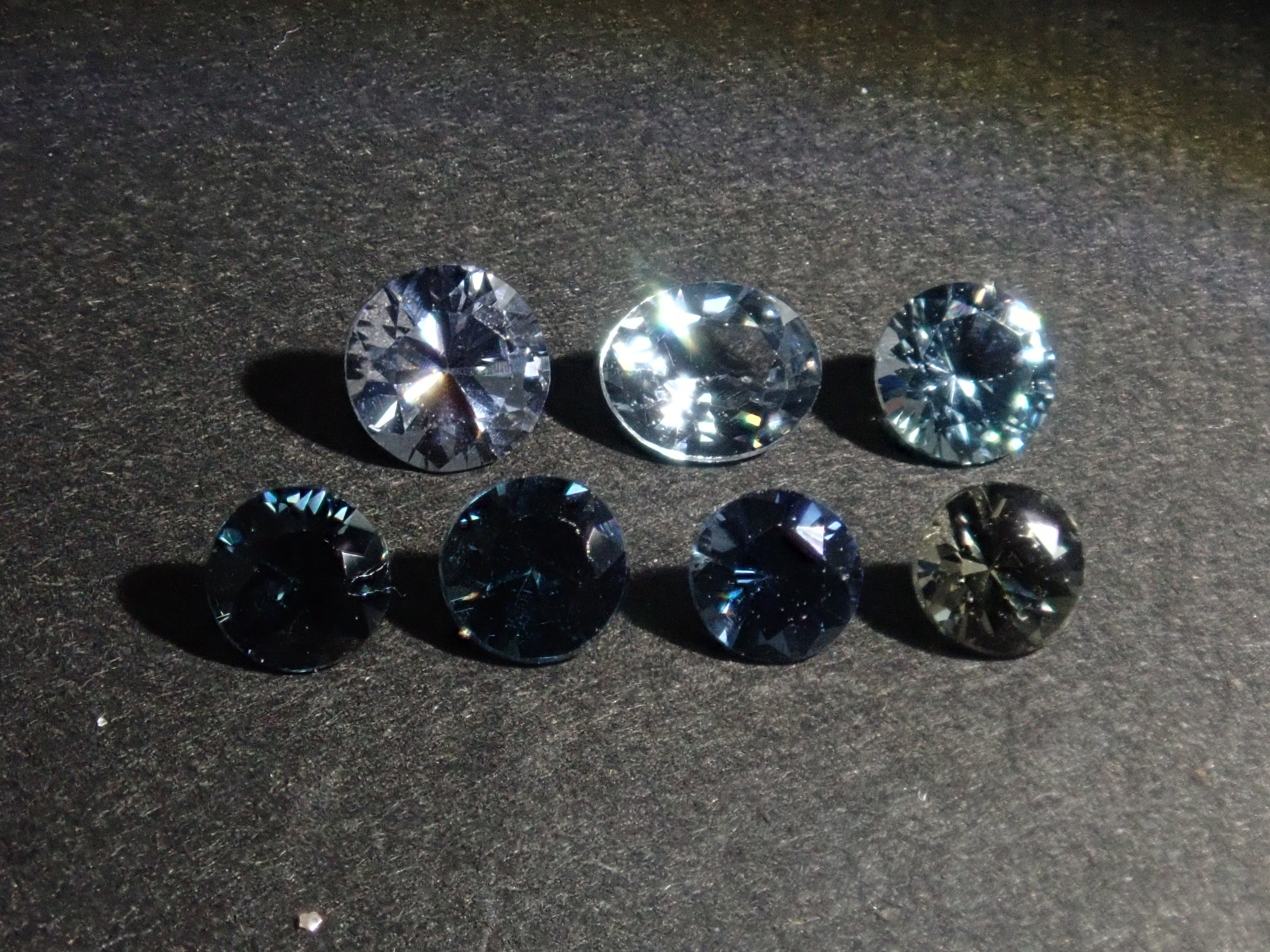 《限量7顆》馬達加斯加尖晶石(藍色/紫色型)1顆散裝《可多買優惠》