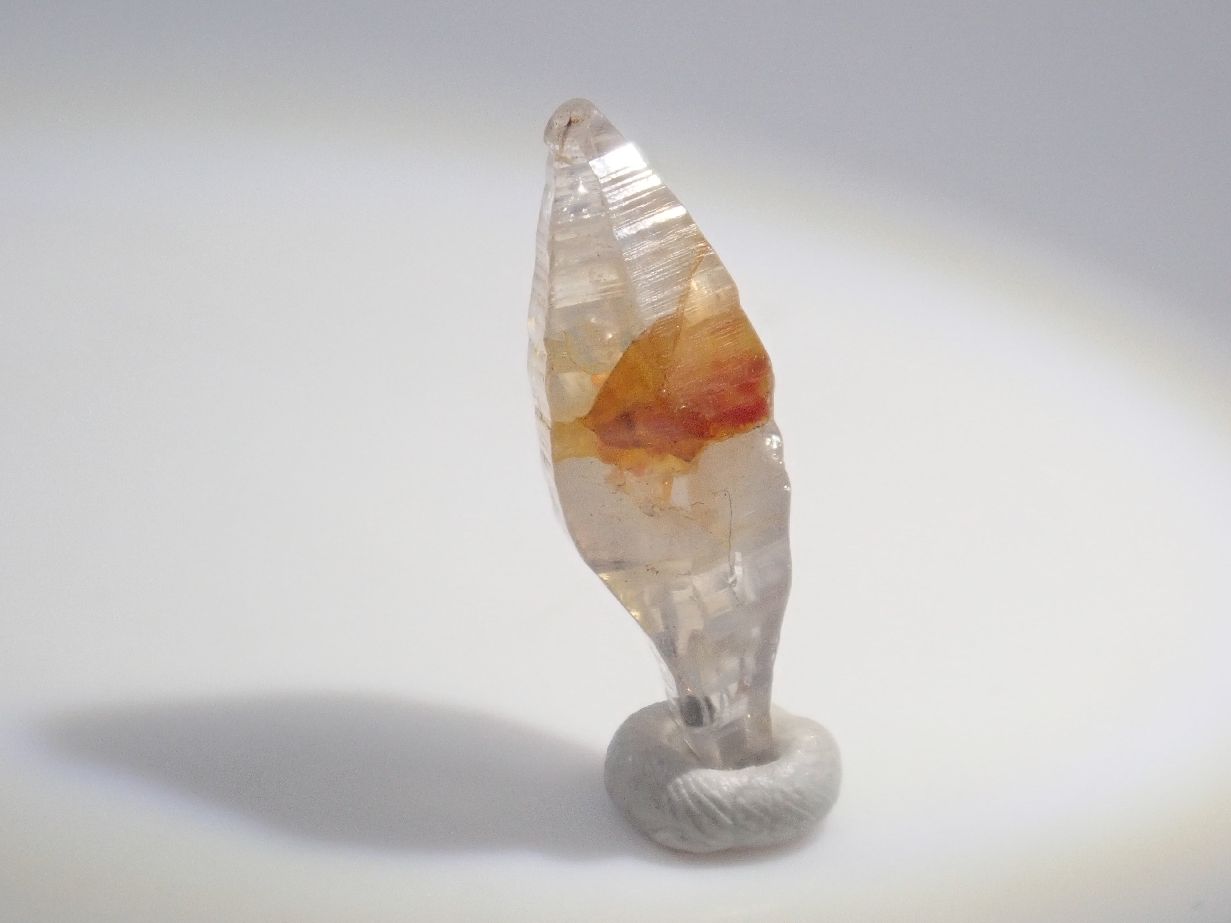 スリランカ産グラスボディ(サファイアクリスタル) 5.573ct原石