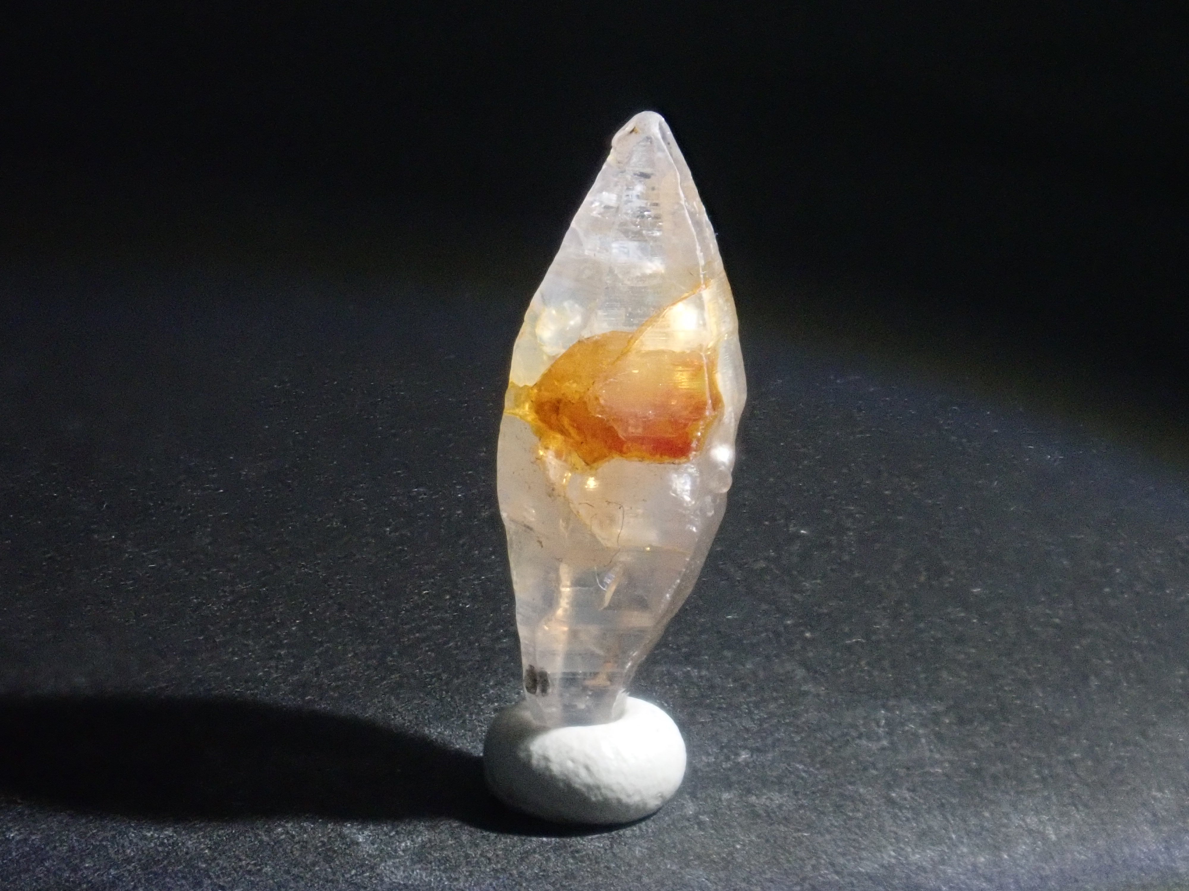 スリランカ産グラスボディ(サファイアクリスタル) 5.573ct原石