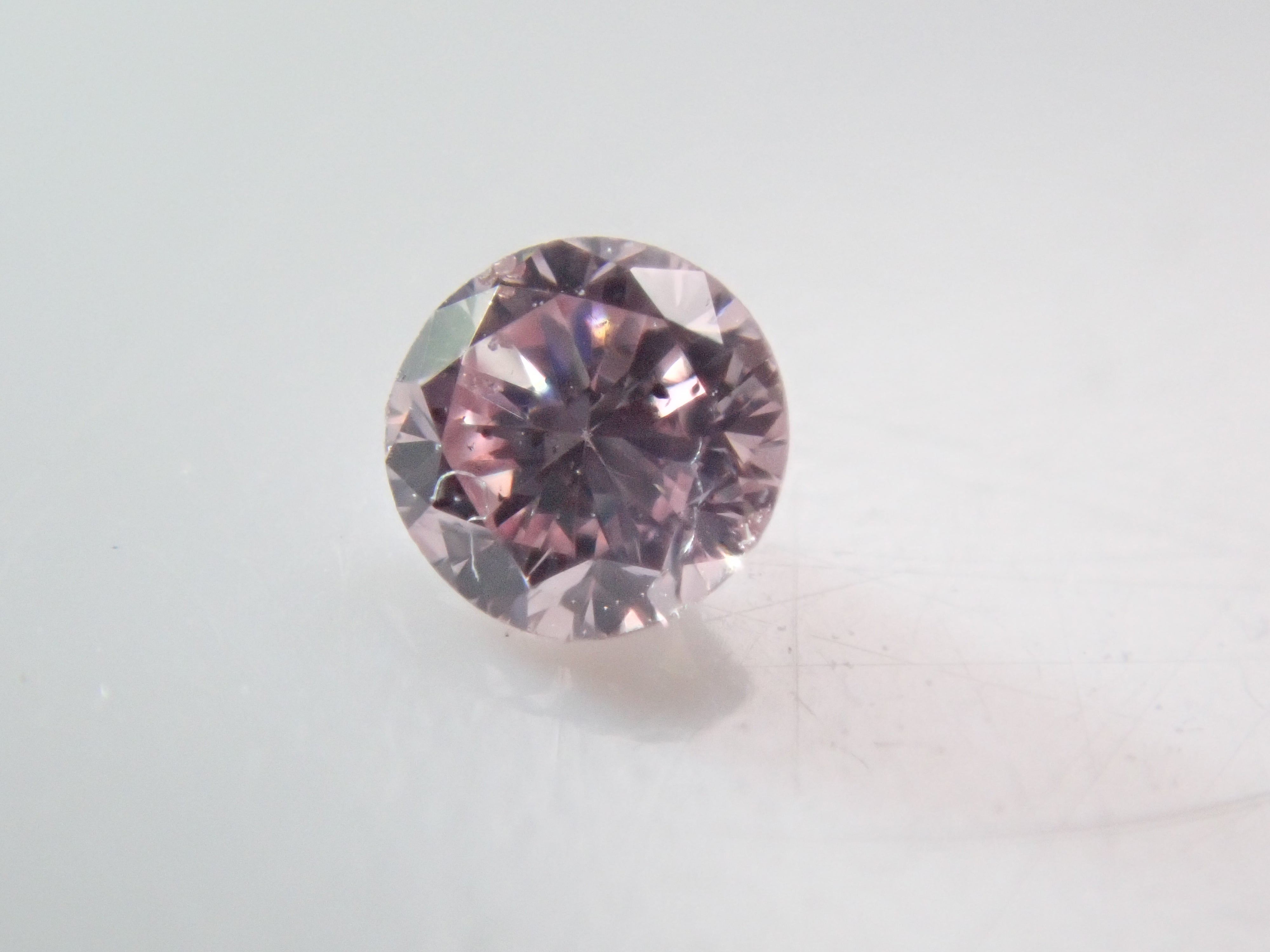 ピンクダイヤモンド 0.033ctルース(FANCY LIGHT PINK, SI1)