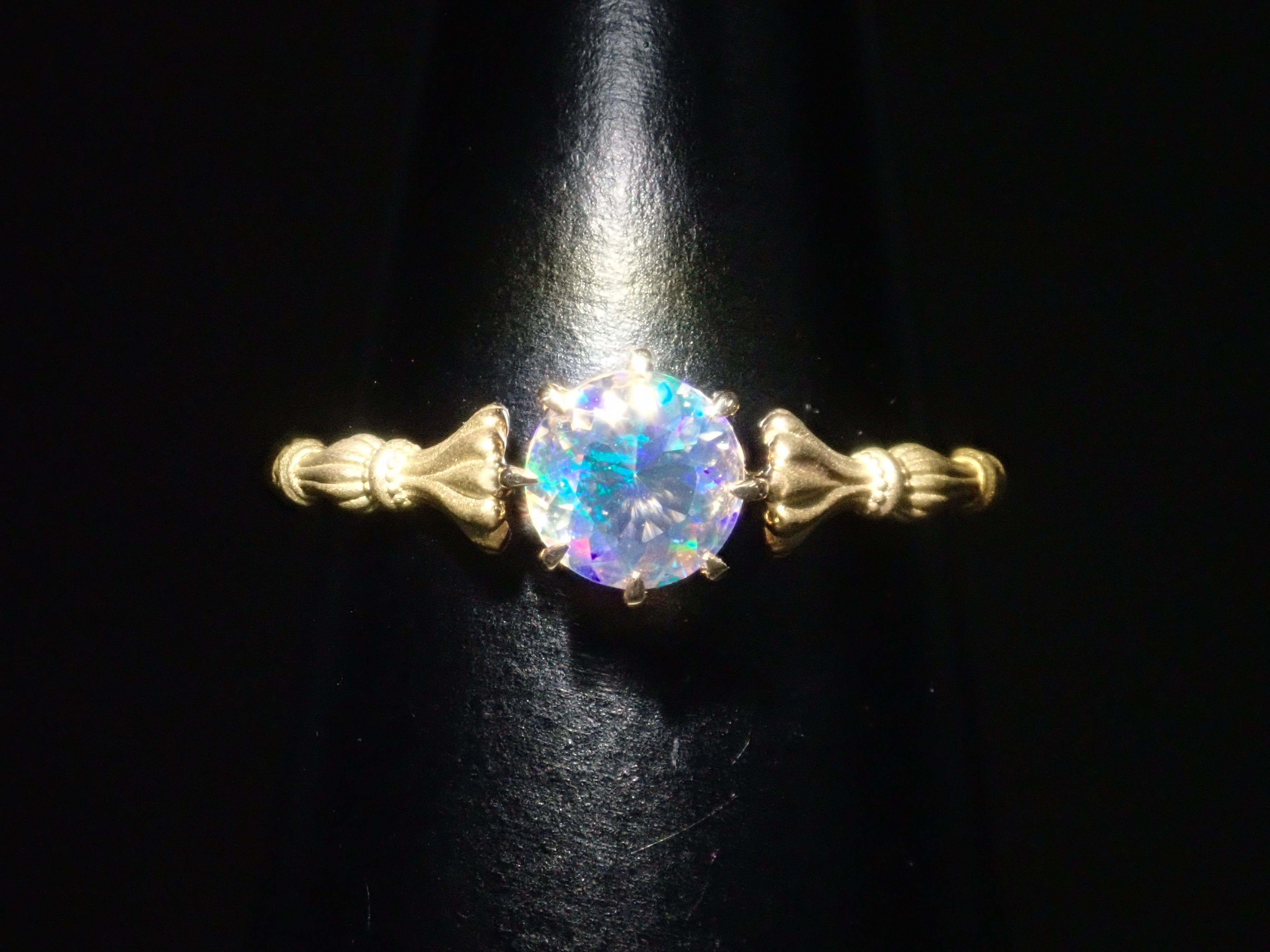 K18YG ウォーターオパール(ファセットカット) 0.358ct リング