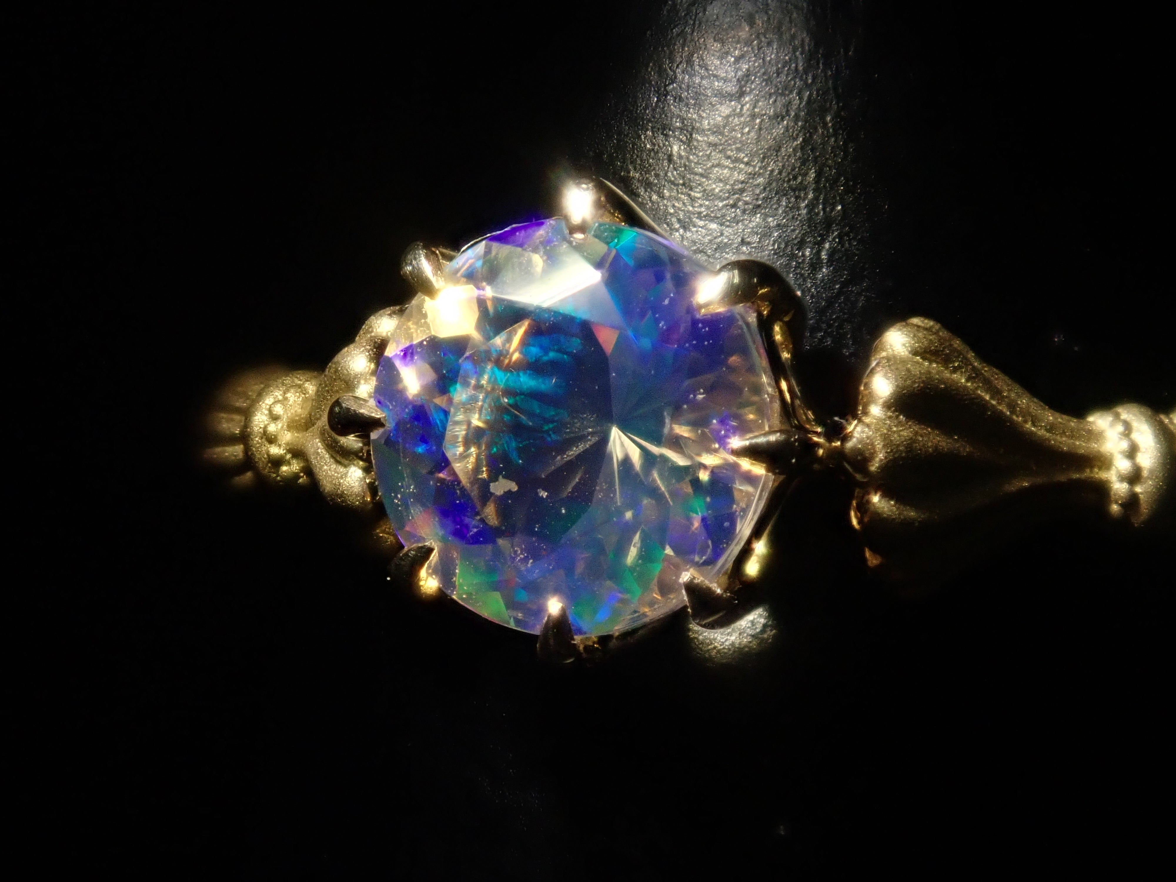 K18YG ウォーターオパール(ファセットカット) 0.358ct リング