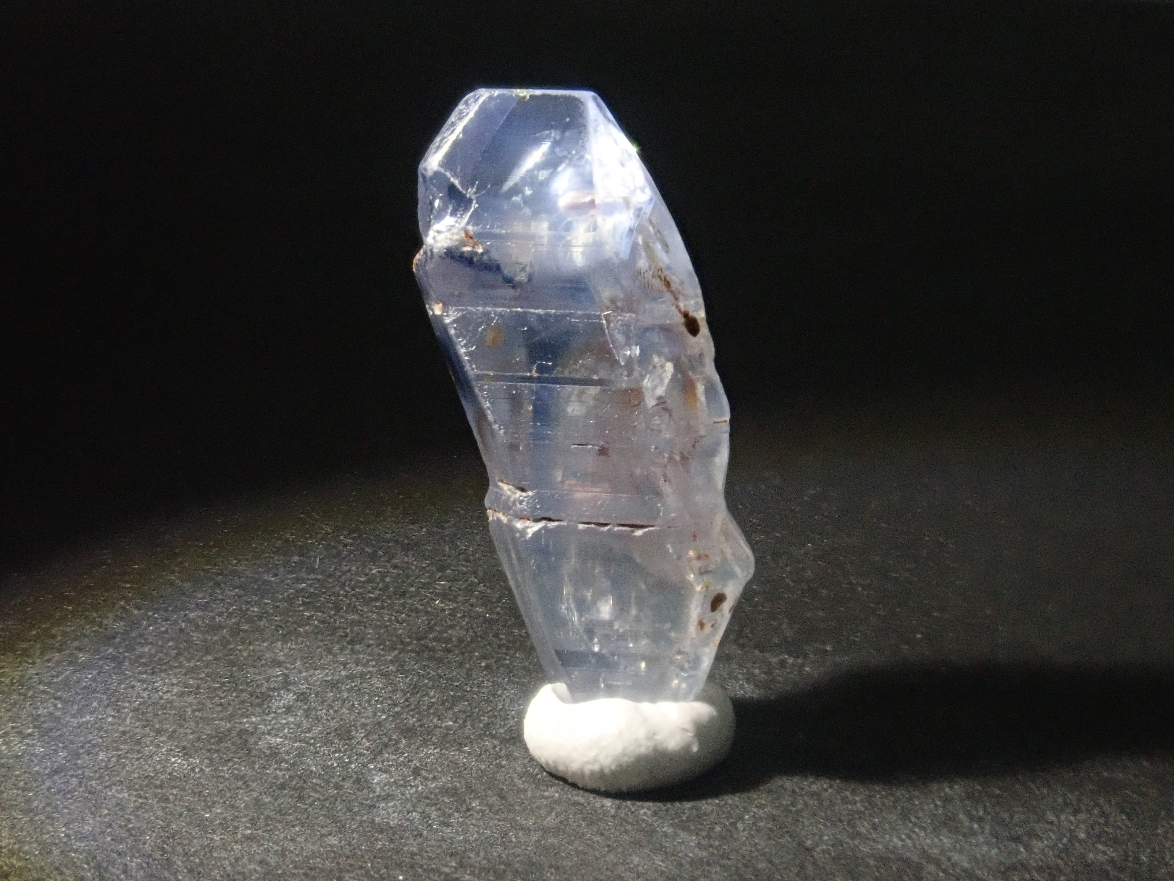 【2/8 22時販売】《限定15セット》【スリランカ支援セット 】 非加熱グラスボディサファイア原石含む 合計3石<2万円相当以上>《複数購入割引有》