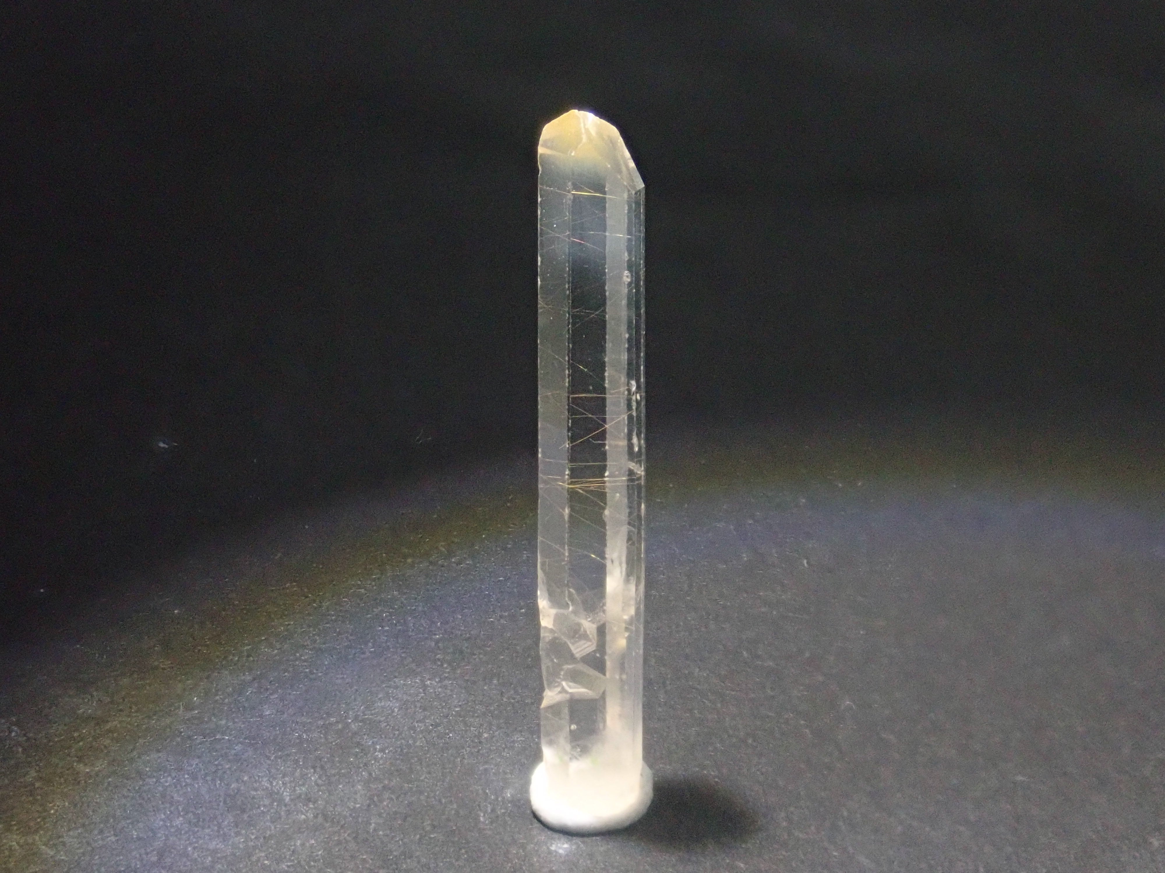 數量有限:哥倫比亞芒果石英(小尺寸 - 纖薄型)可享多次購買折扣