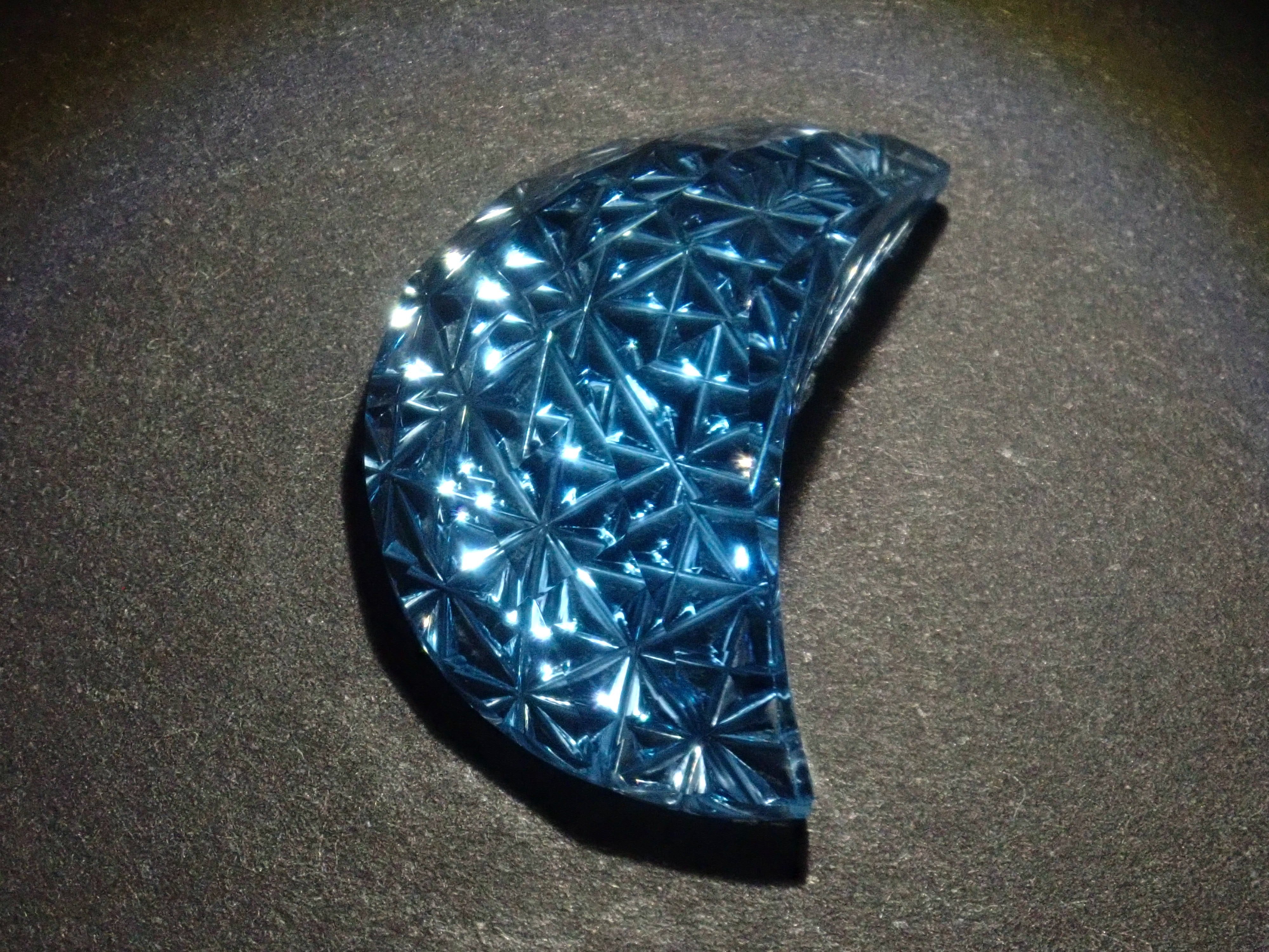 【1/11 22時販売】《限定13石》甲州貴石切子《月型切子》のブルートパーズ10ctを含むブルートパーズガチャ1石ルース《複数購入割引有》