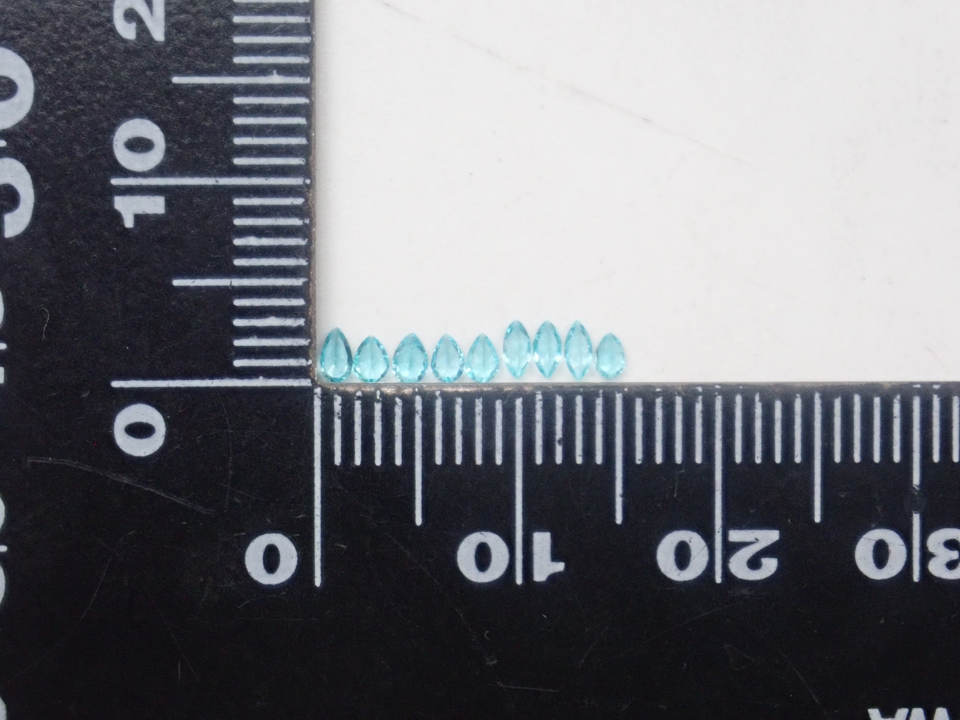 【3月7日晚間10點開賣】限量版(36顆)巴西帕拉伊巴碧璽(巴塔利亞礦)扭蛋💎 原價:¥45,800(含分揀及未加熱原石)【多買有優惠】