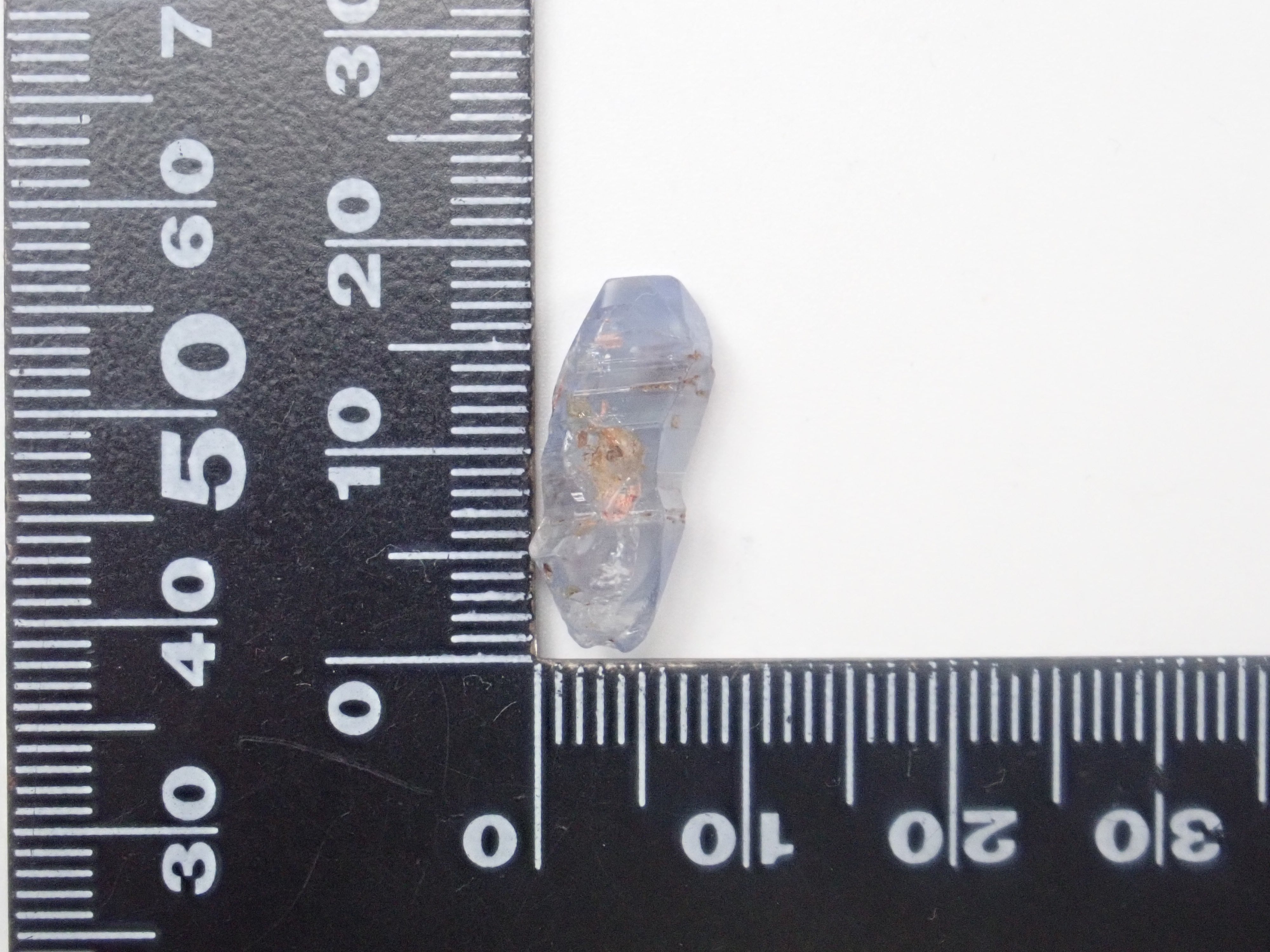 【2/8 22時販売】《限定15セット》【スリランカ支援セット 】 非加熱グラスボディサファイア原石含む 合計3石<2万円相当以上>《複数購入割引有》