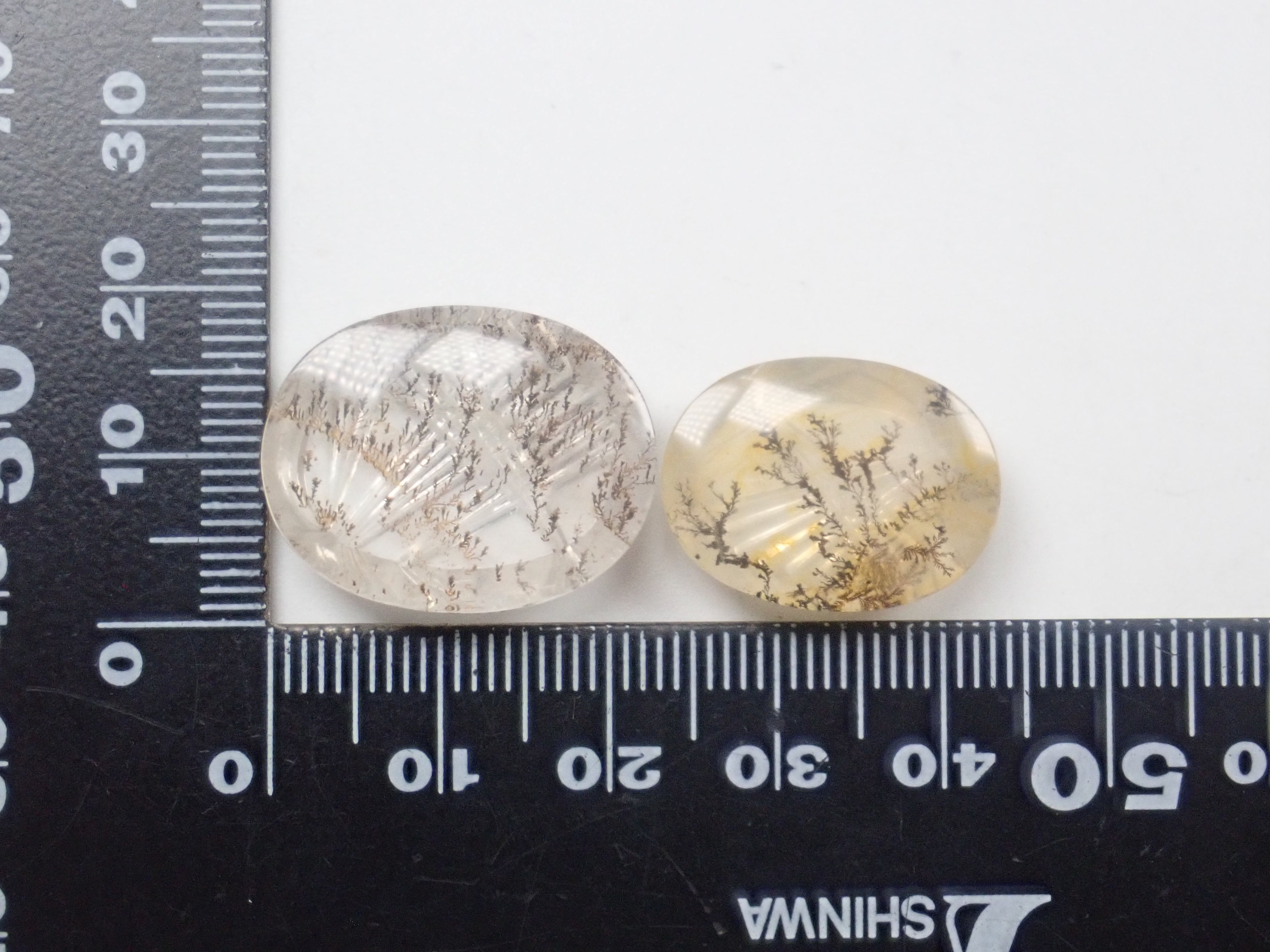 《限定11石》甲州貴石切子plusthree2石(平均18ct)入りデンドリティッククォーツガチャ1石(コッパールチルインクォーツ1石付)《複数購入割引有》